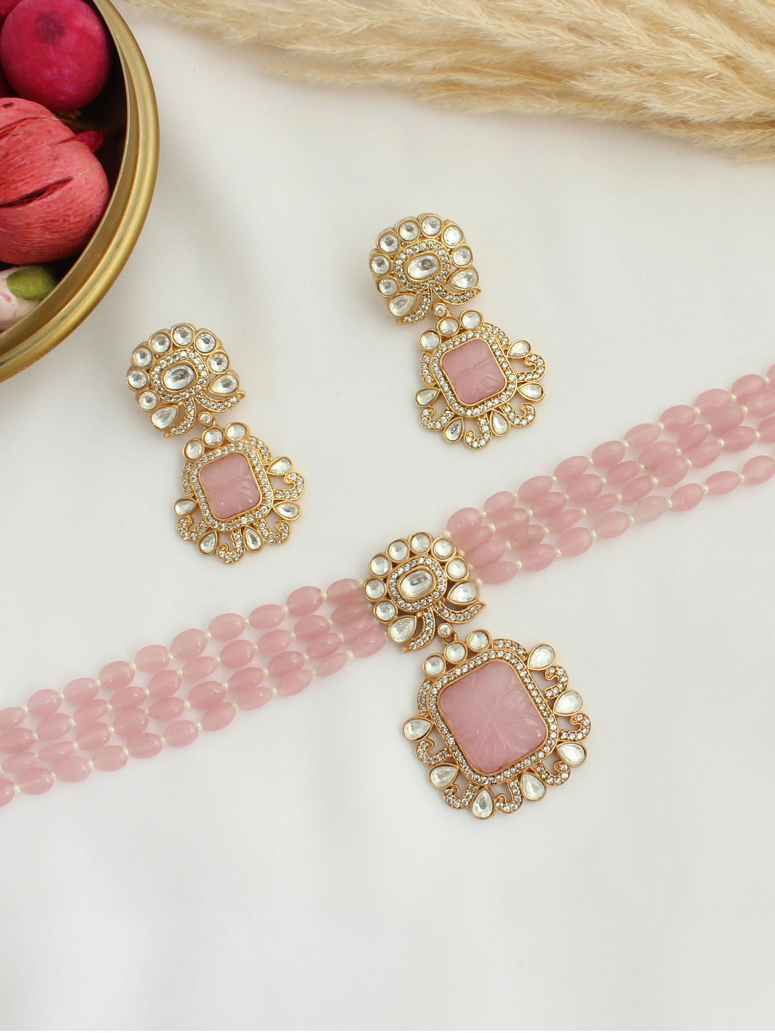 Aakriti Bib Necklace Set