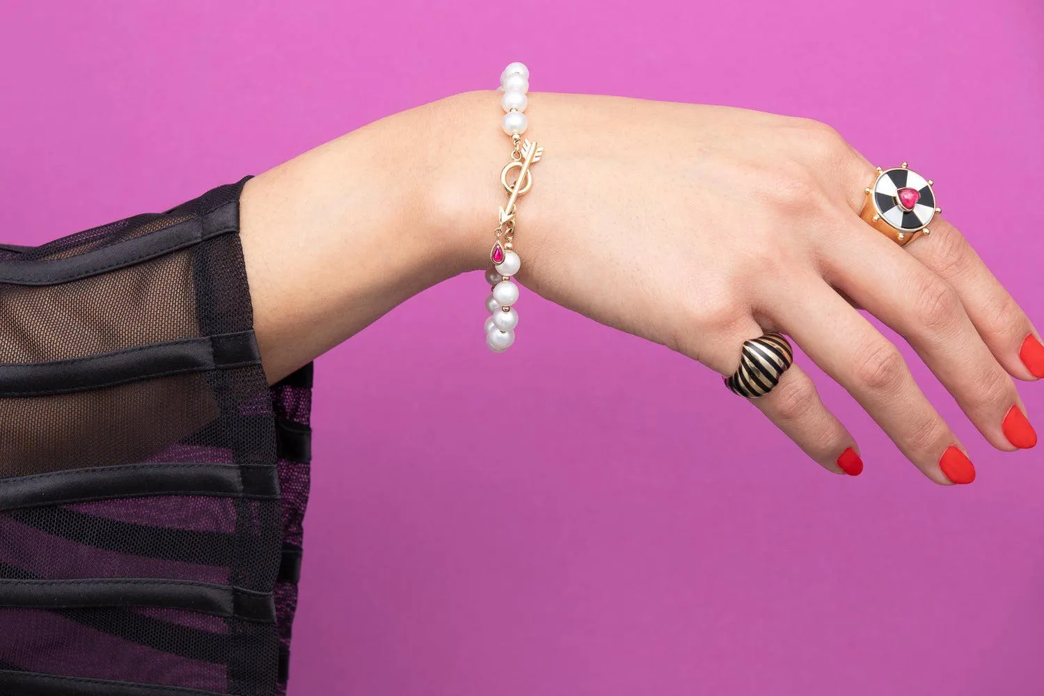 Artemis Pearl Bracelet