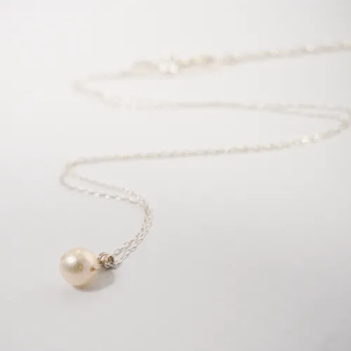 Barely There Gems Pearl Sterling Silver Necklace