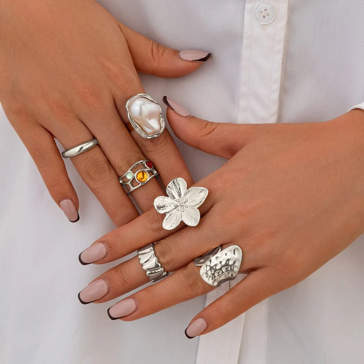 Baroque 6pcs Irregular Pearl Inlaid Textured Flower Ring Set