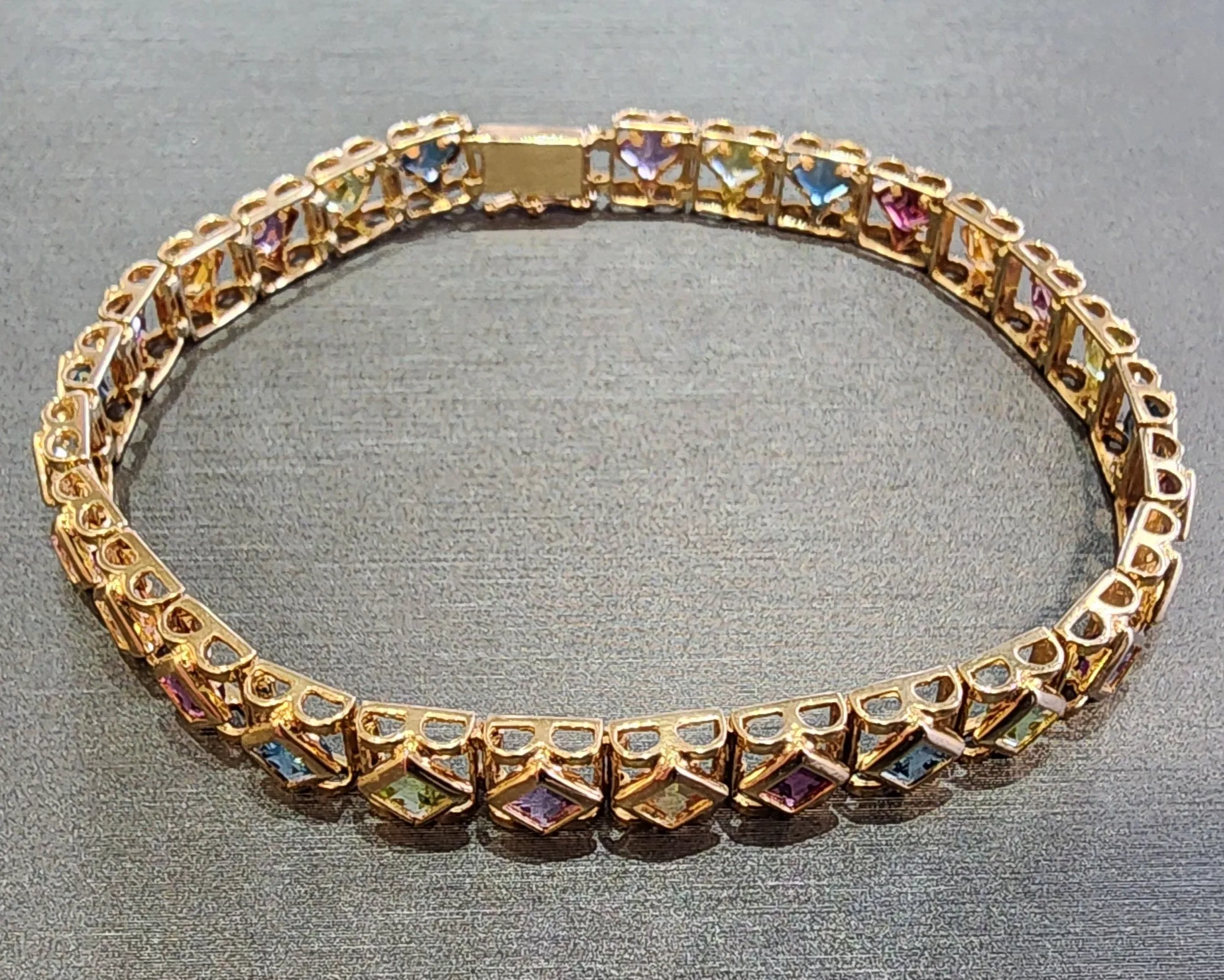 Ben Garelick Estate 14K Yellow Gold Multi-Gemstone Bracelet – A Vibrant Expression of Elegance