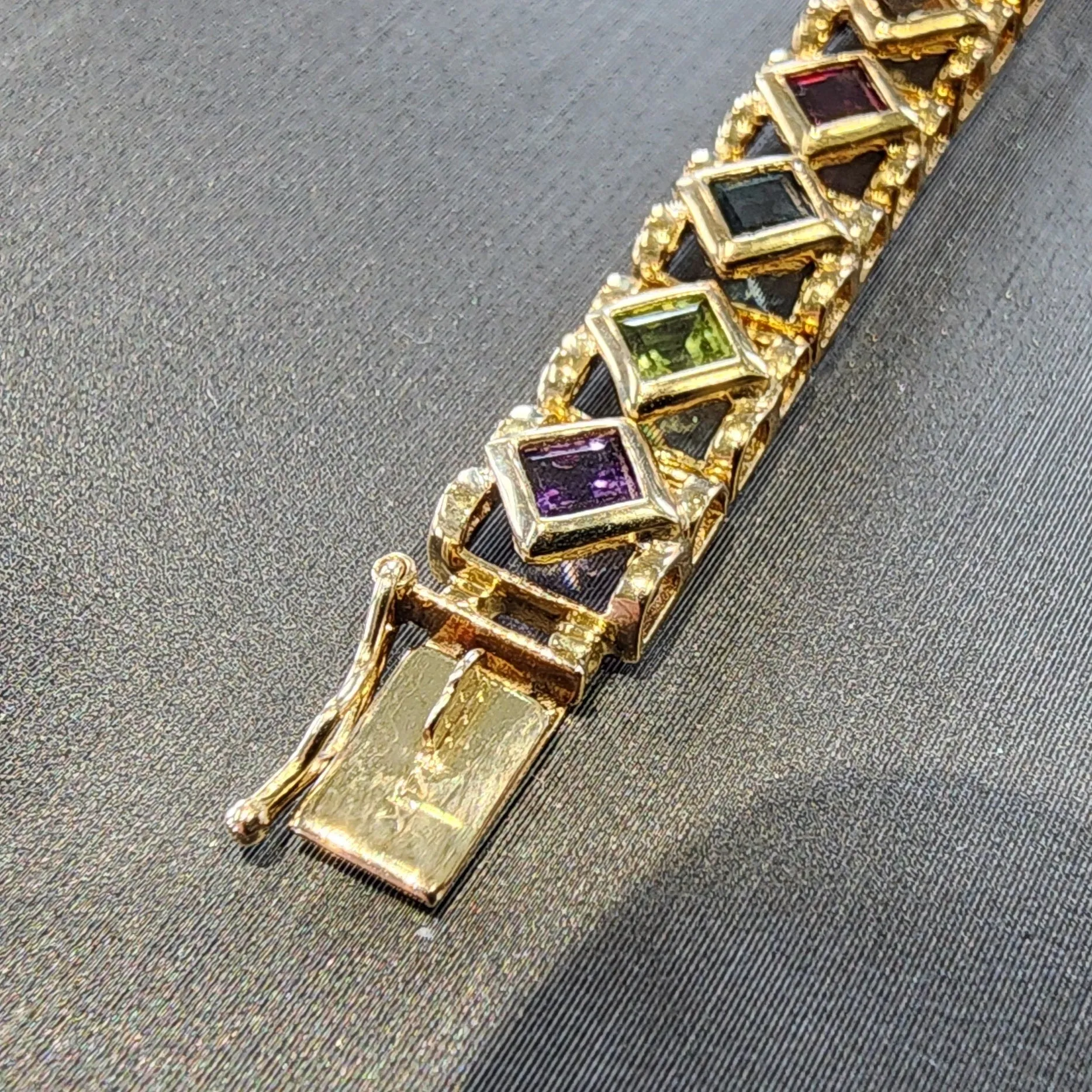 Ben Garelick Estate 14K Yellow Gold Multi-Gemstone Bracelet – A Vibrant Expression of Elegance