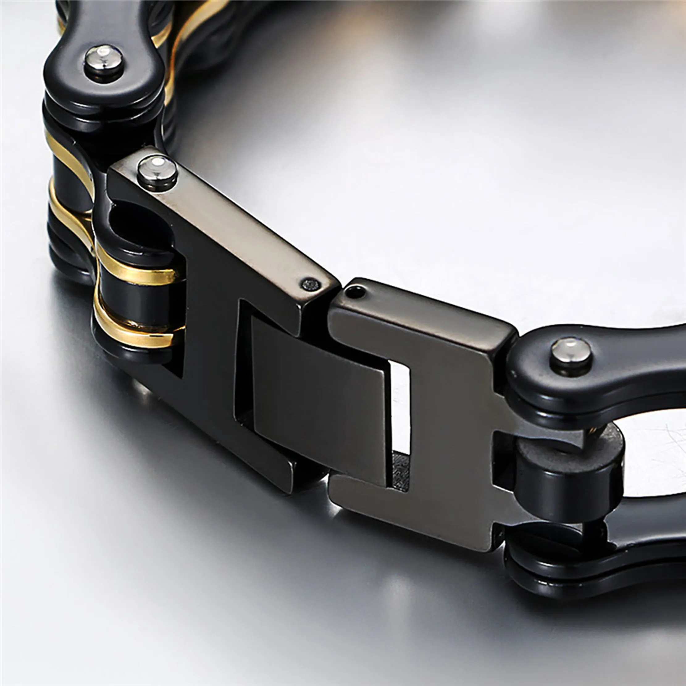 Biker Proud™ Chain Bracelet • Gold Silver Black Red or Blue
