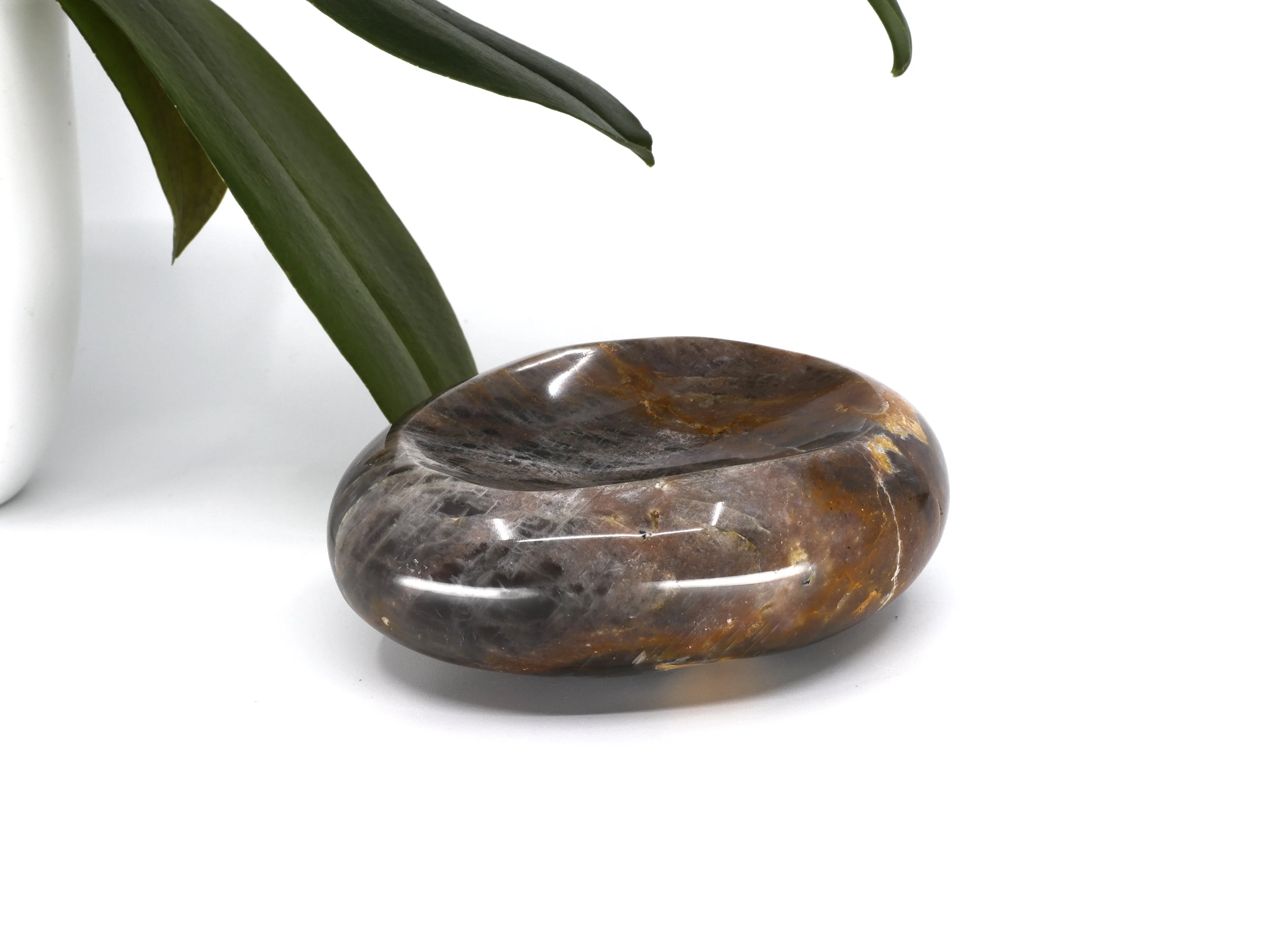 Black Moonstone dish | 468g
