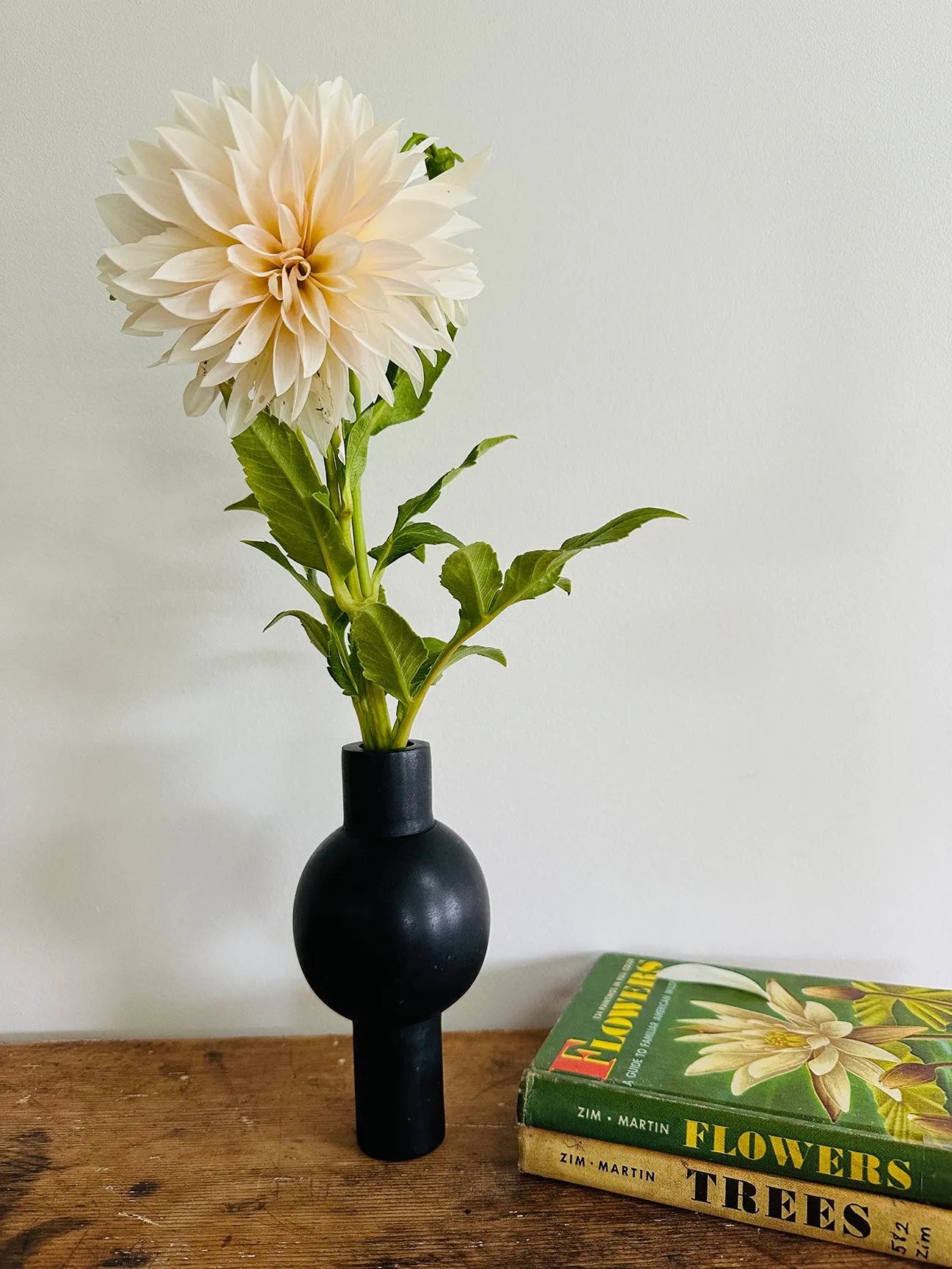 Black Soapstone Keyhole Vase