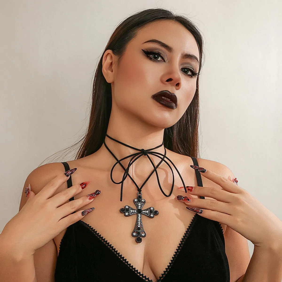 Chic Crystal Inlaid Hollowed-out Cross Pendant Velvet String Necklace
