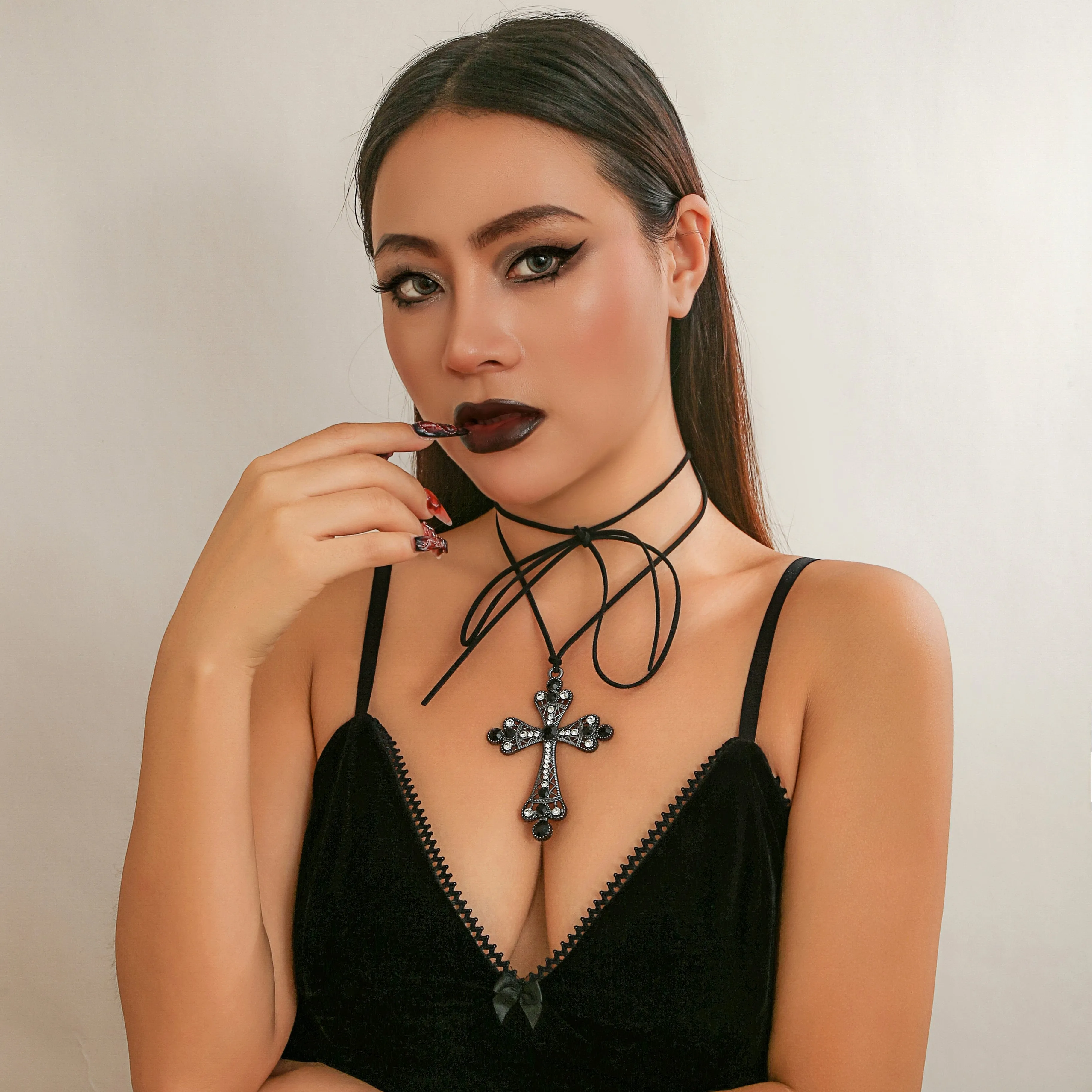 Chic Crystal Inlaid Hollowed-out Cross Pendant Velvet String Necklace