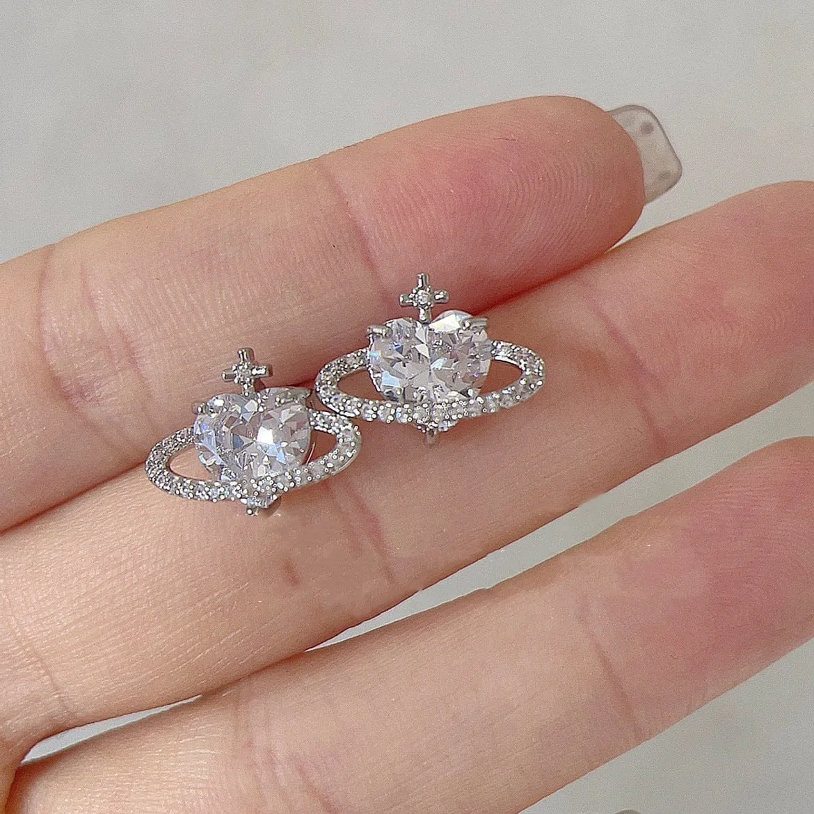 Chic CZ Inlaid Rhinestone Saturn Heart Earrings