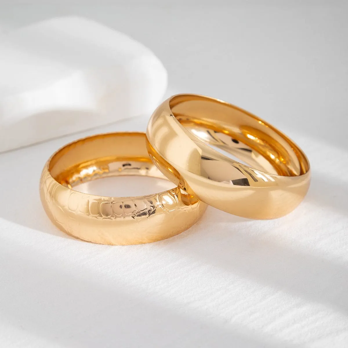 Classic 2pcs Gold Silver Plated Glossy Textured Bangle Bracelet Set