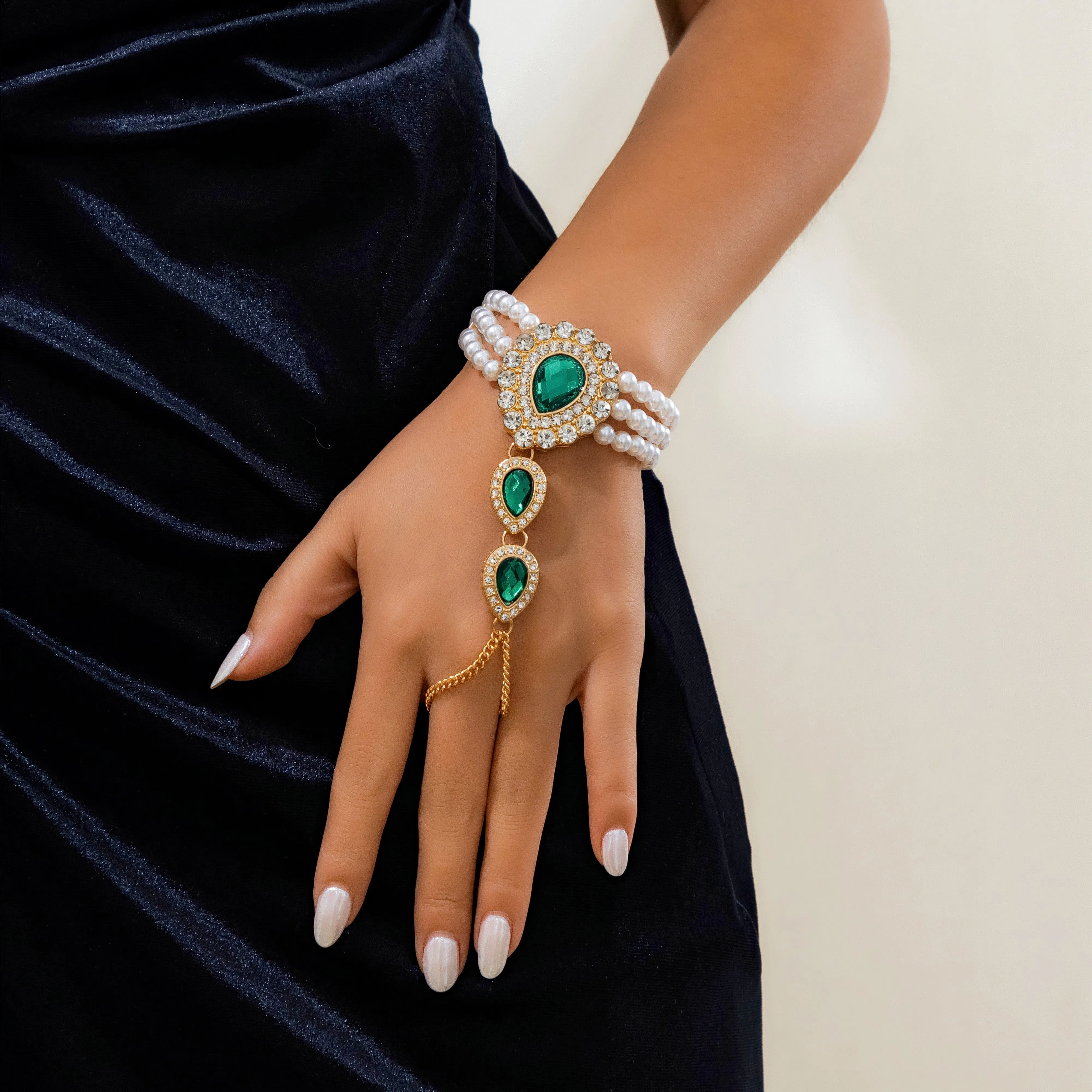 Classic Layered Emerald CZ Inlaid Pearl Chain Bracelet