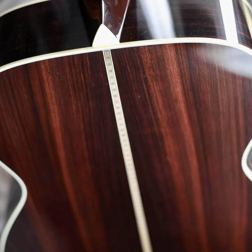 Collings 002H-T 14 Fret Traditional Package