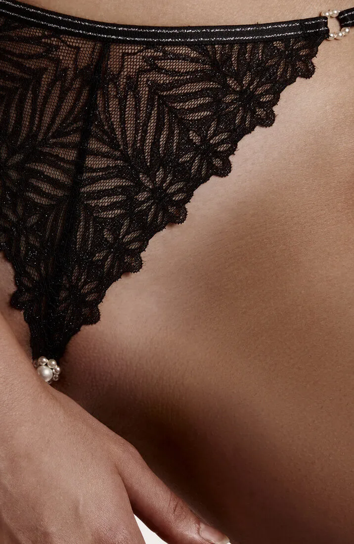 Crotchless thong with white pearl string - Destino G-string