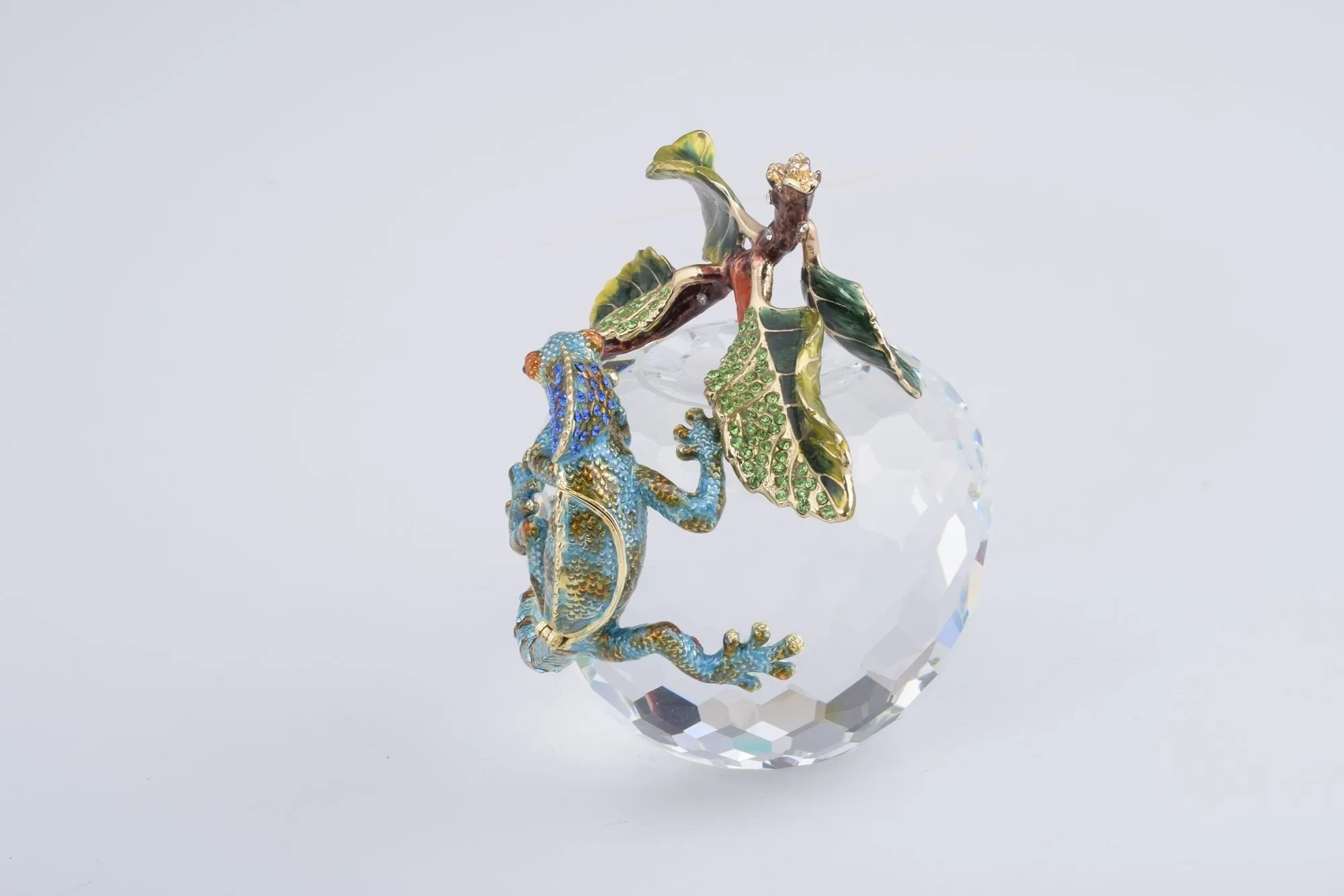 Crystal Apple with a Chameleon