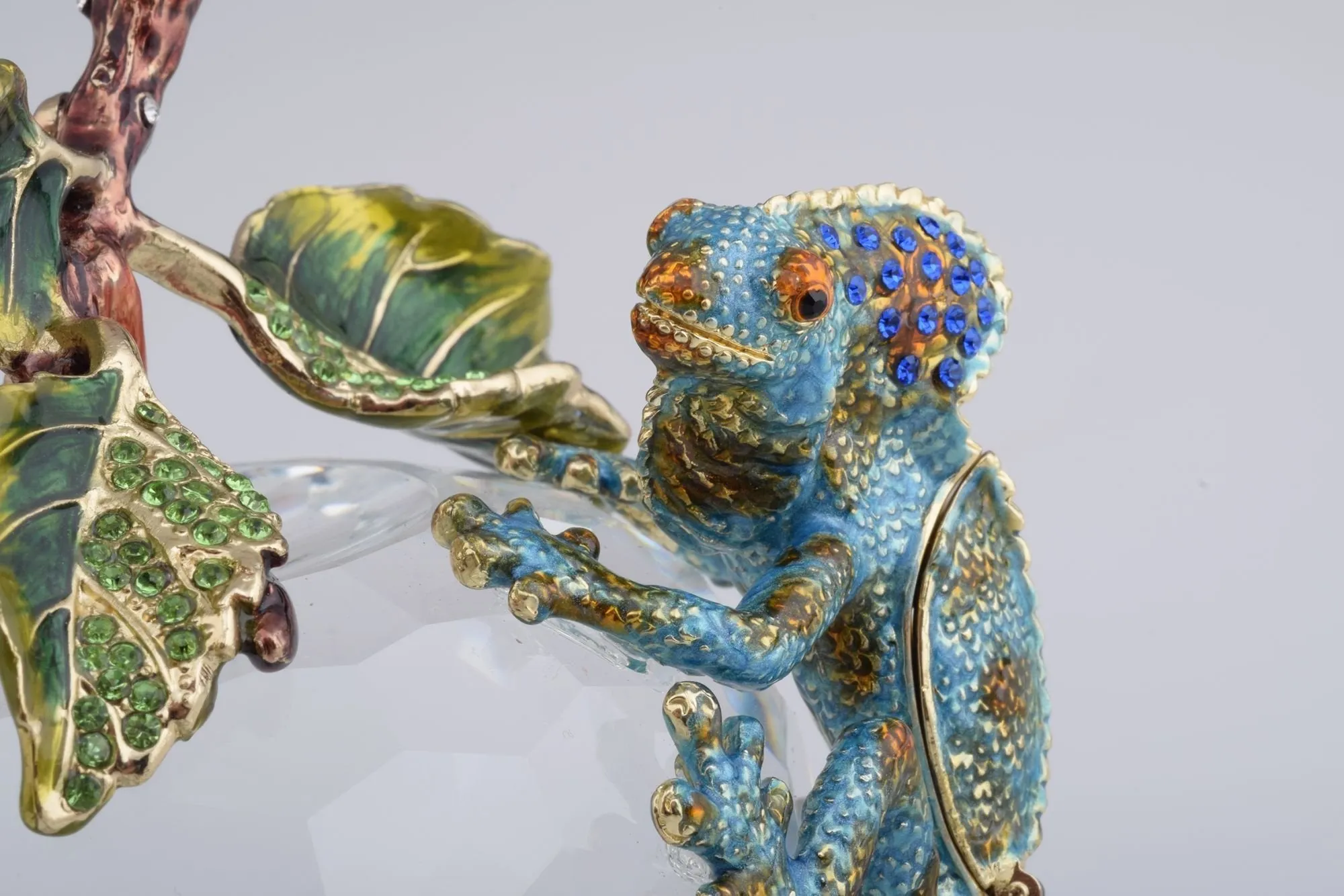 Crystal Apple with a Chameleon
