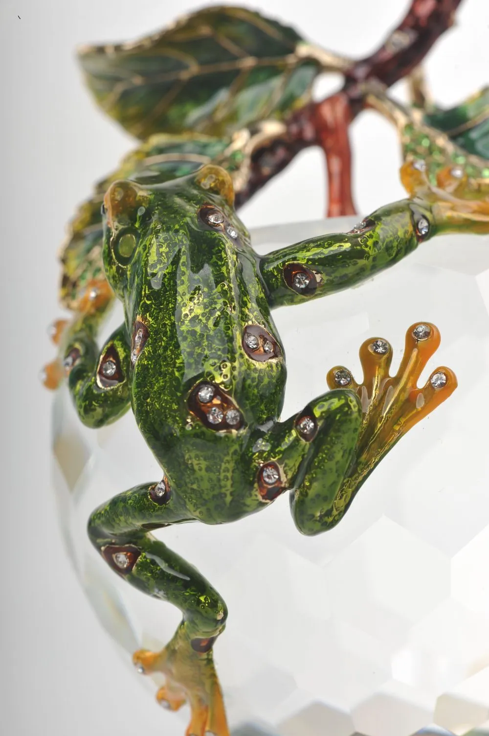 Crystal Apple with a Green Frog on it