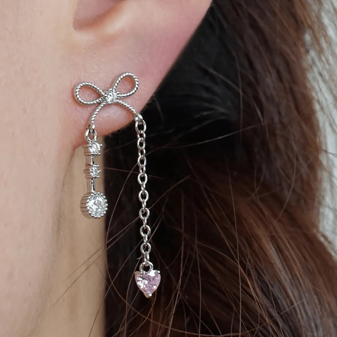 Dainty Bowknot Crystal Inlaid Heart Tassel Chain Earring