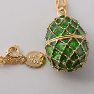 Dark Green Egg Pendant Necklace
