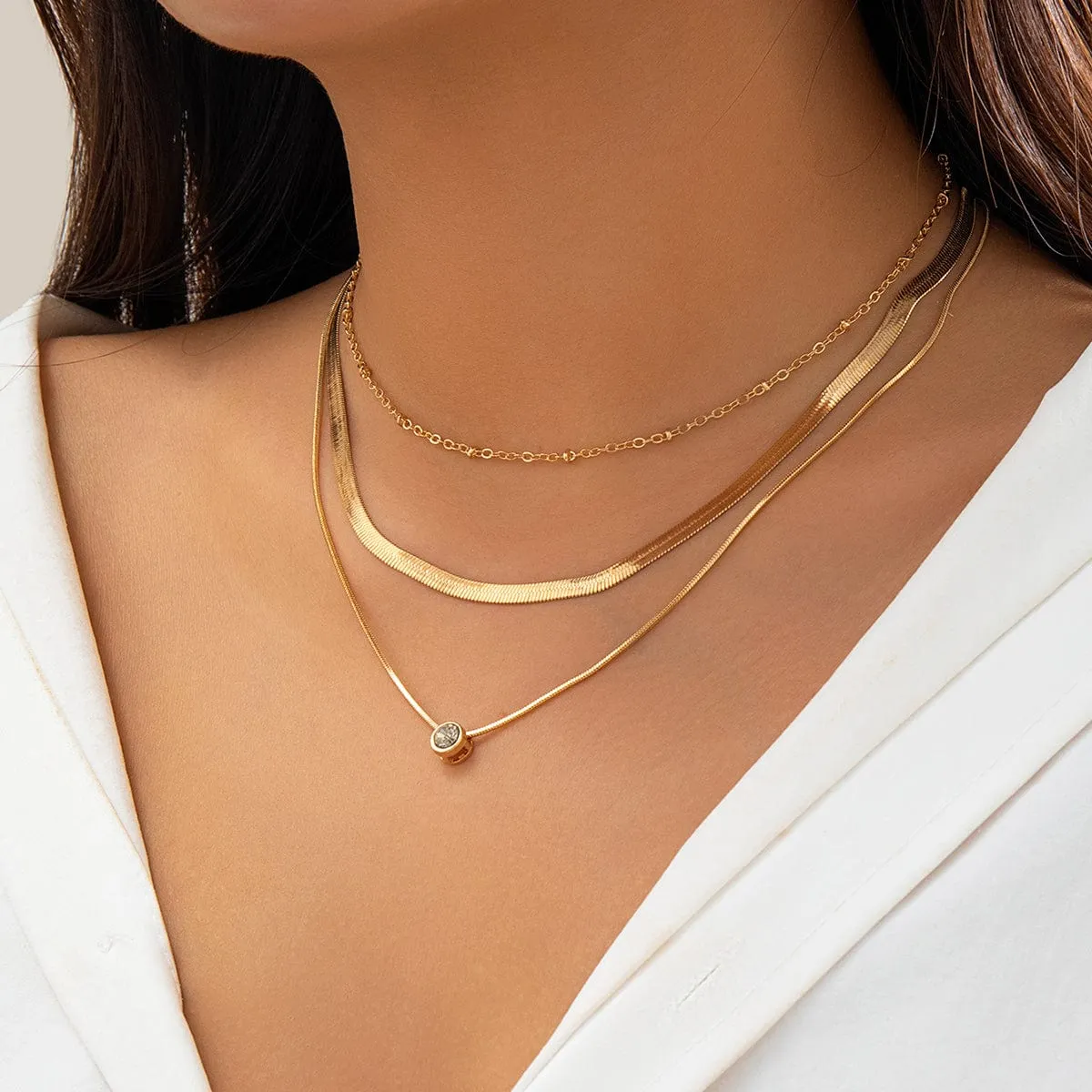 Elegant Layered Crystal Inlaid Pendant Snake Chain Necklace Set