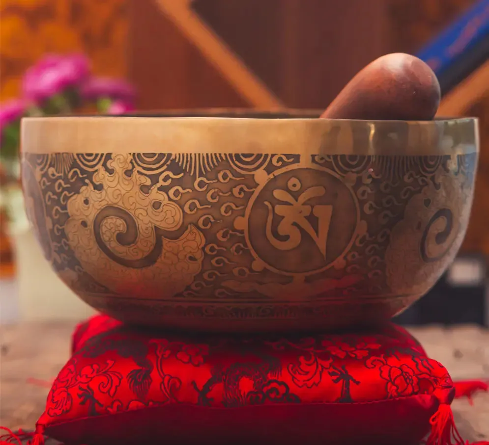 Fire & Mantra Carved Singing Bowl Set
