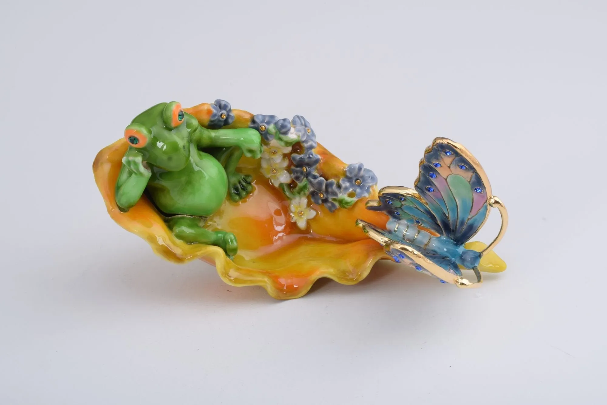 Frog and a Butterfly in a Shell