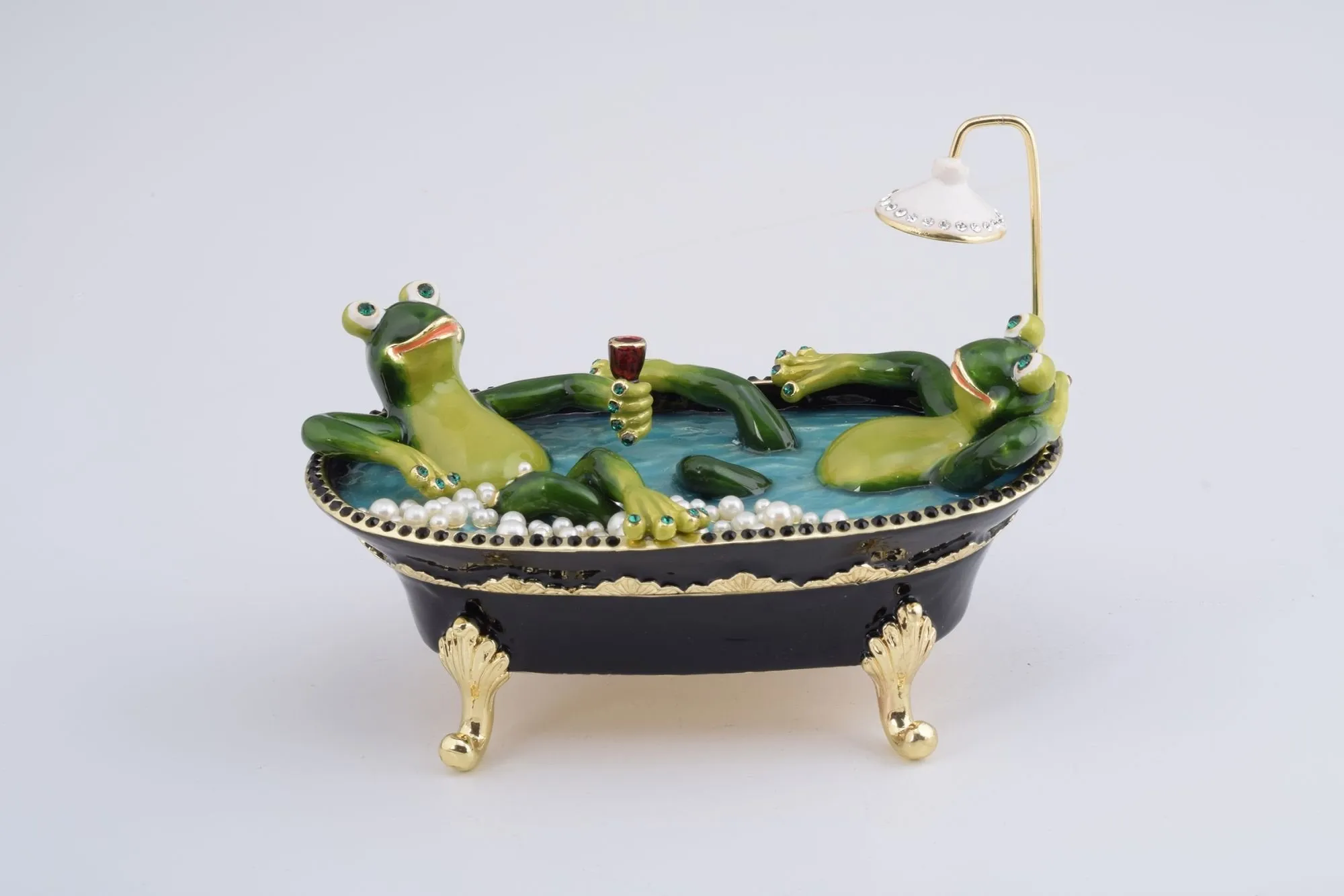 Frogs Bath