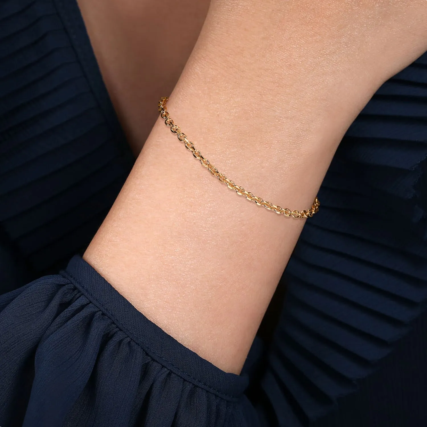Gabriel & Co. Plain Gold "G" Lock Bracelet