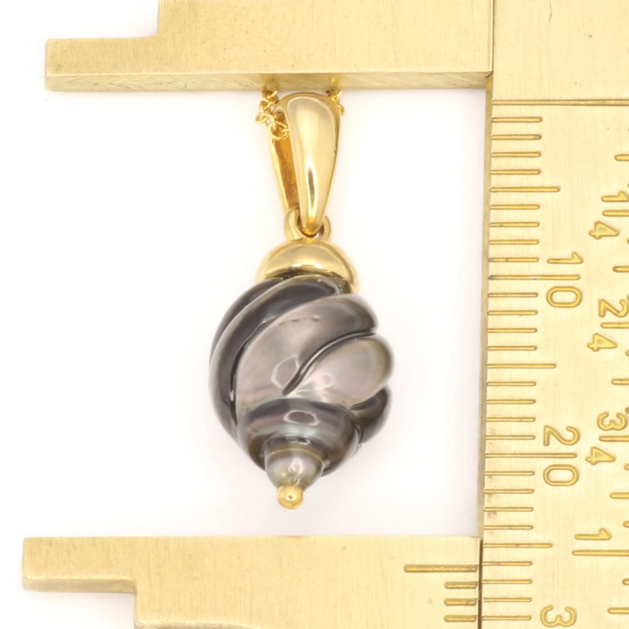 Galatea Carved Tahitian Pearl Necklace