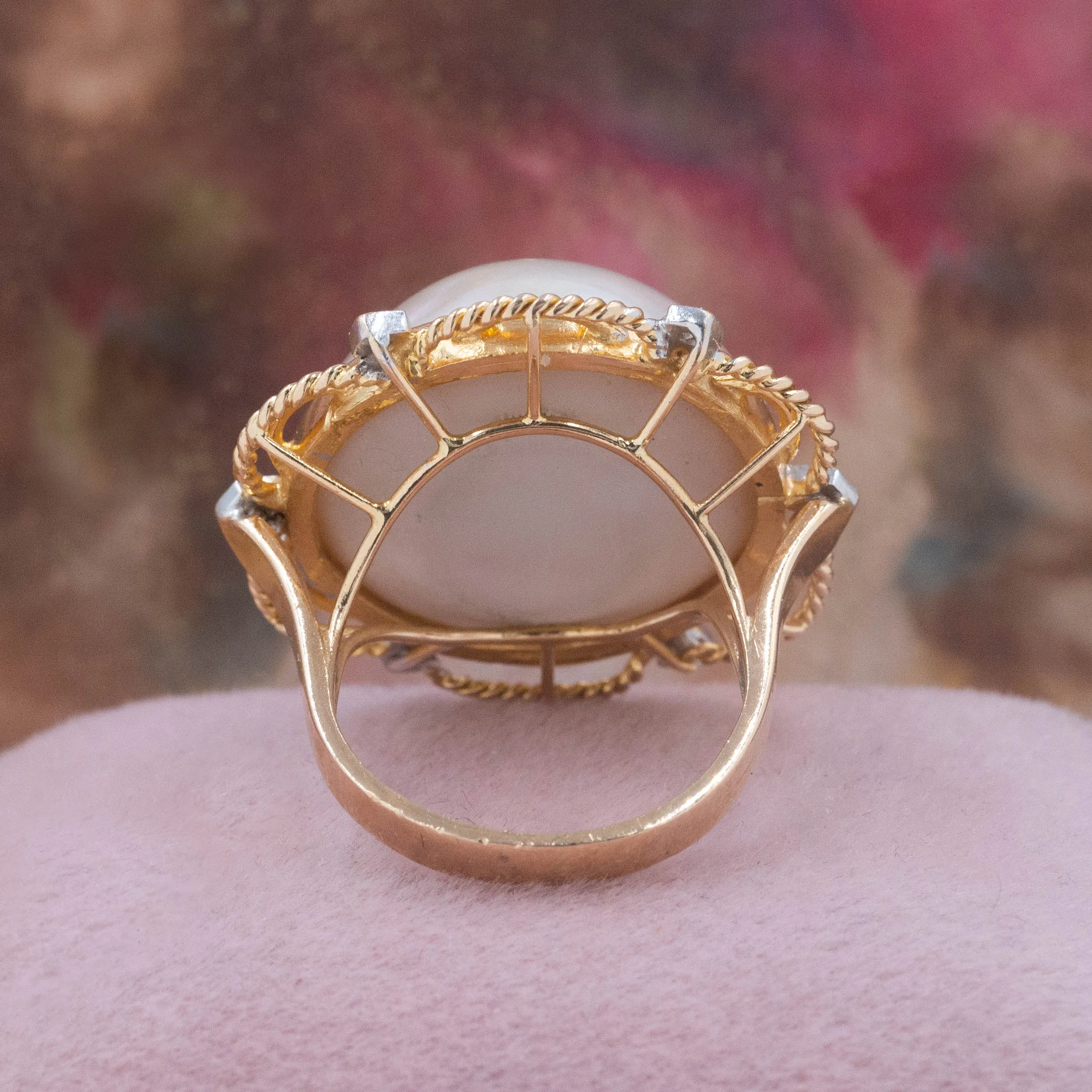 Gem Grade Mabé Pearl Ring c1980