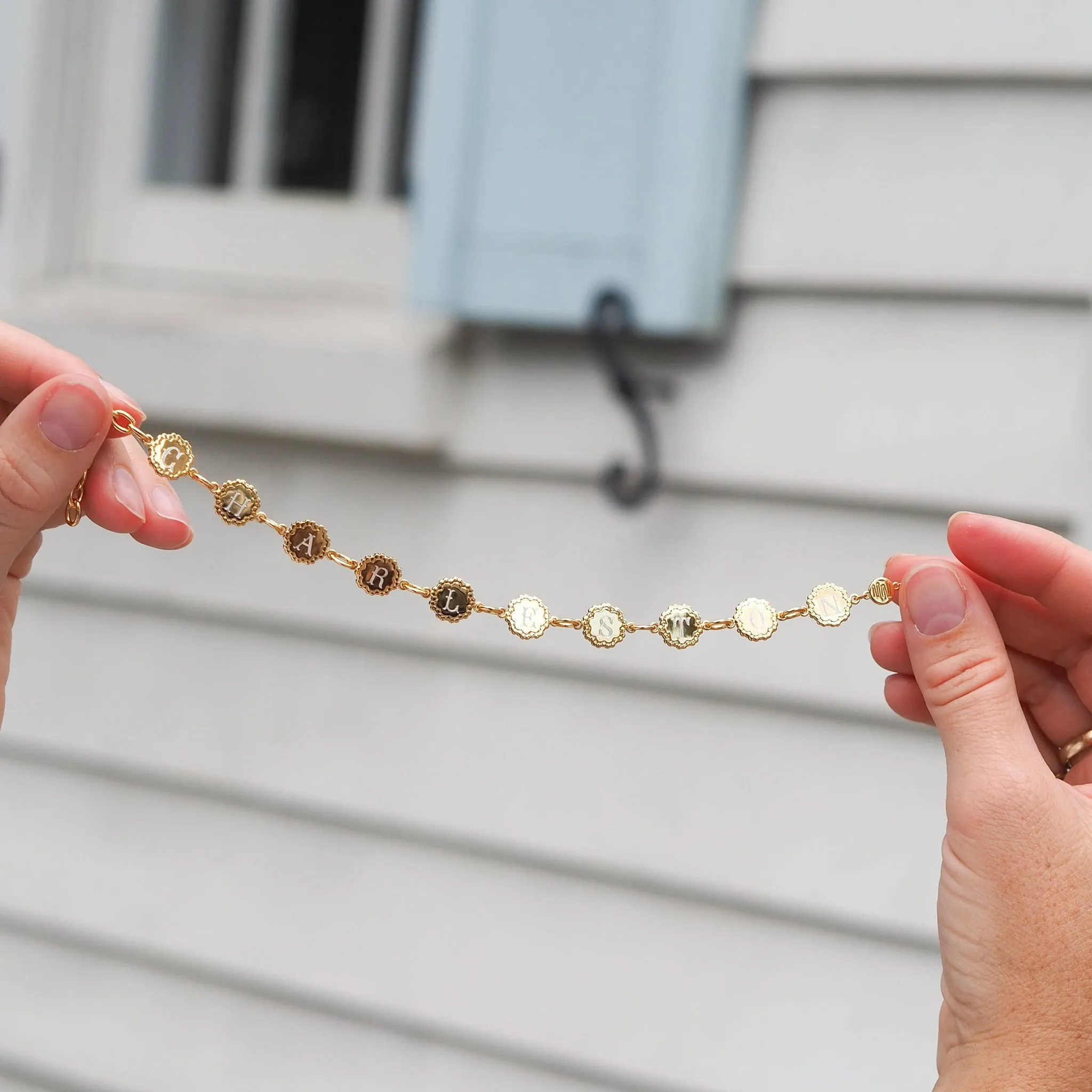Goldbug Scalloped Station Bracelet