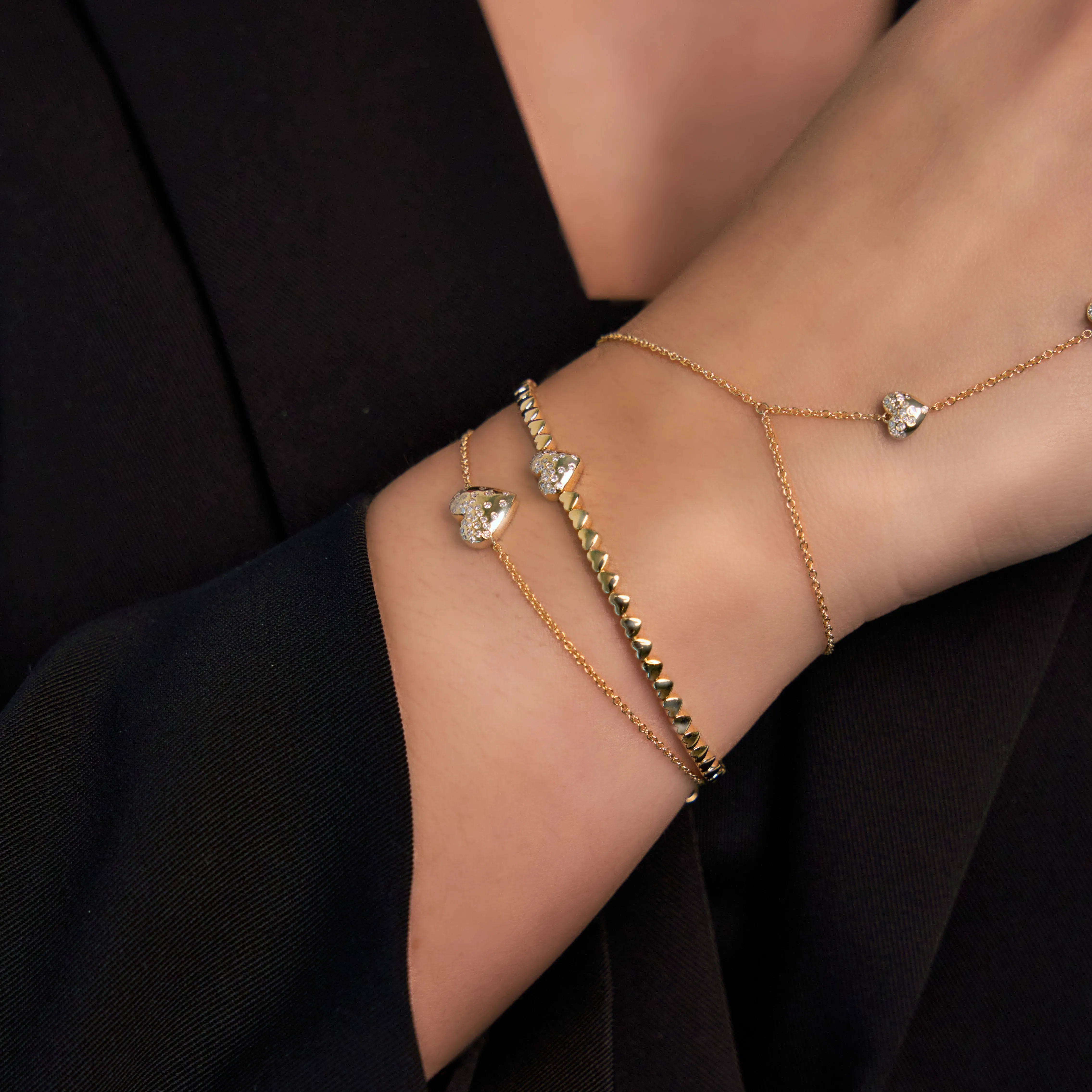 Golden Dripping Scattered Hearts Bracelet
