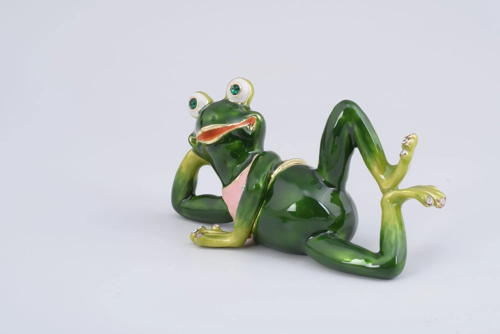 Gymnastic Frog with a Pink Shirt