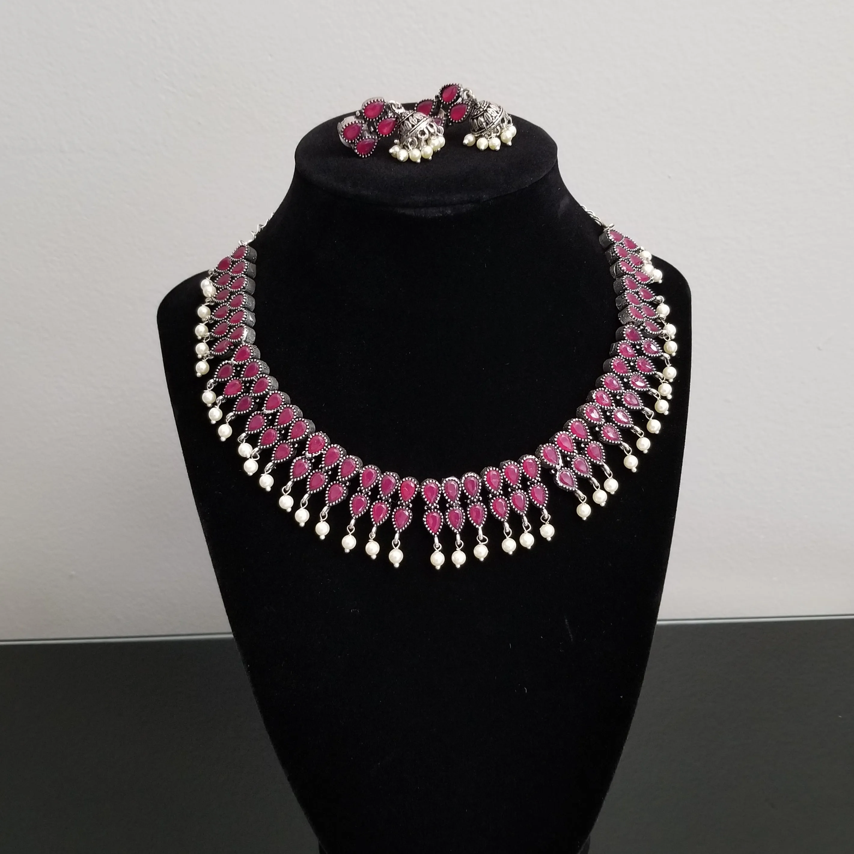 Indo Western Delicate Necklace With Oxidised Plating 1685