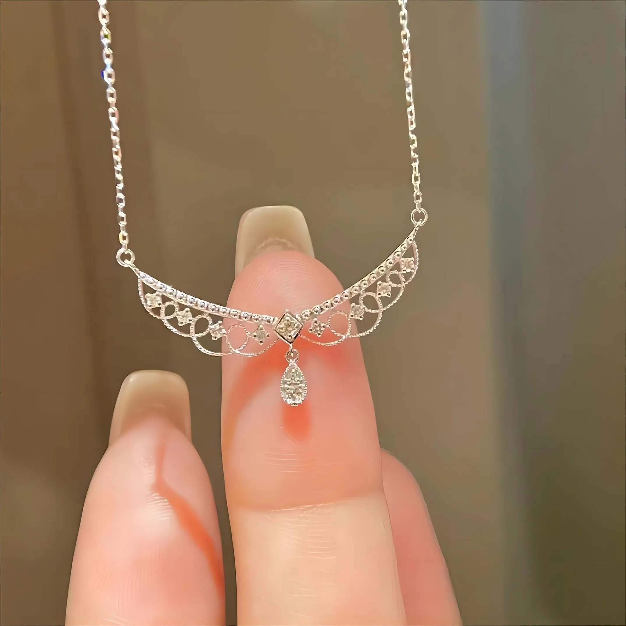 Lace Hollowed-out Pattern Cubic Zirconia Inlaid Chain Necklace