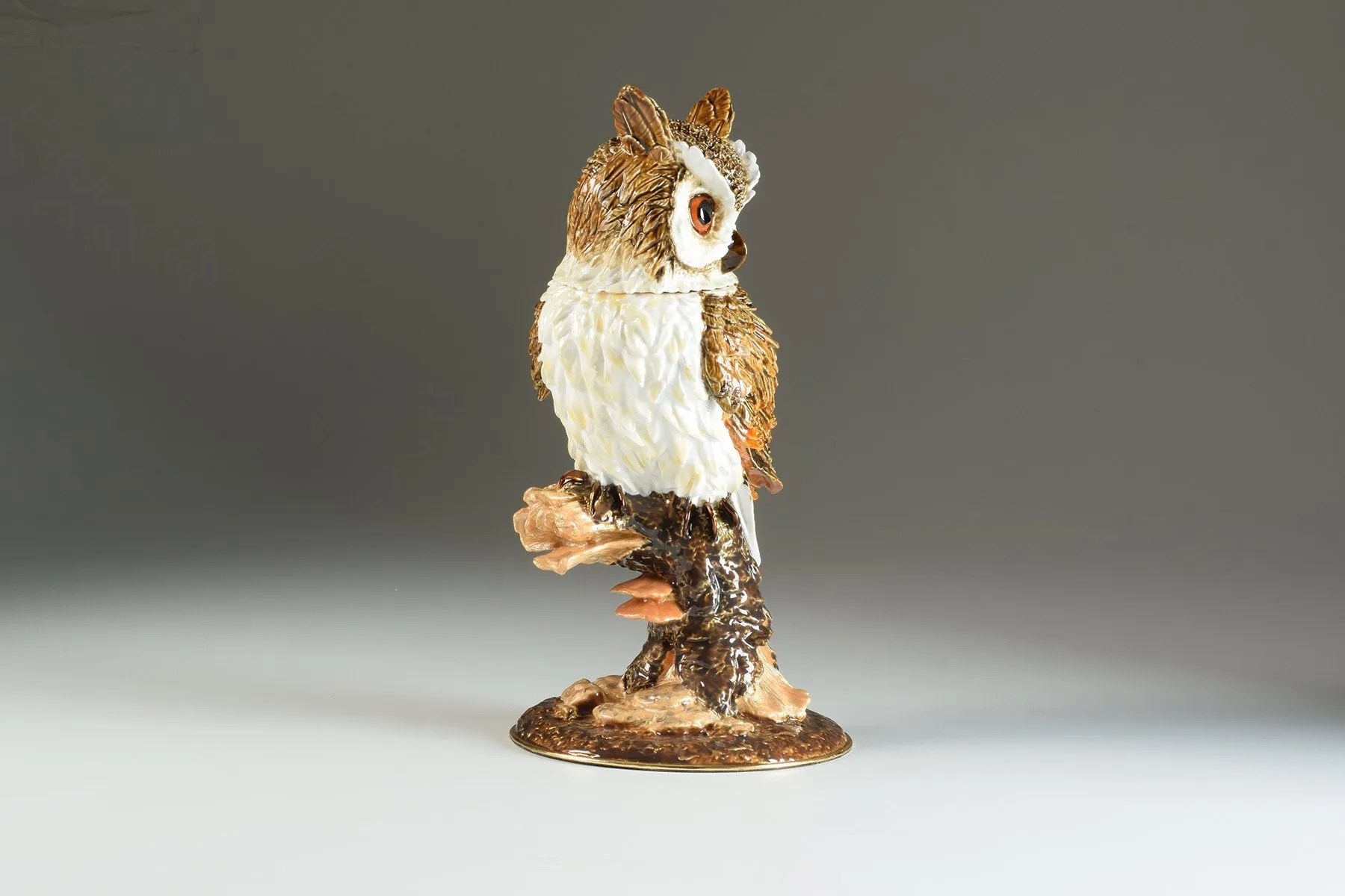 Large Brown Owl