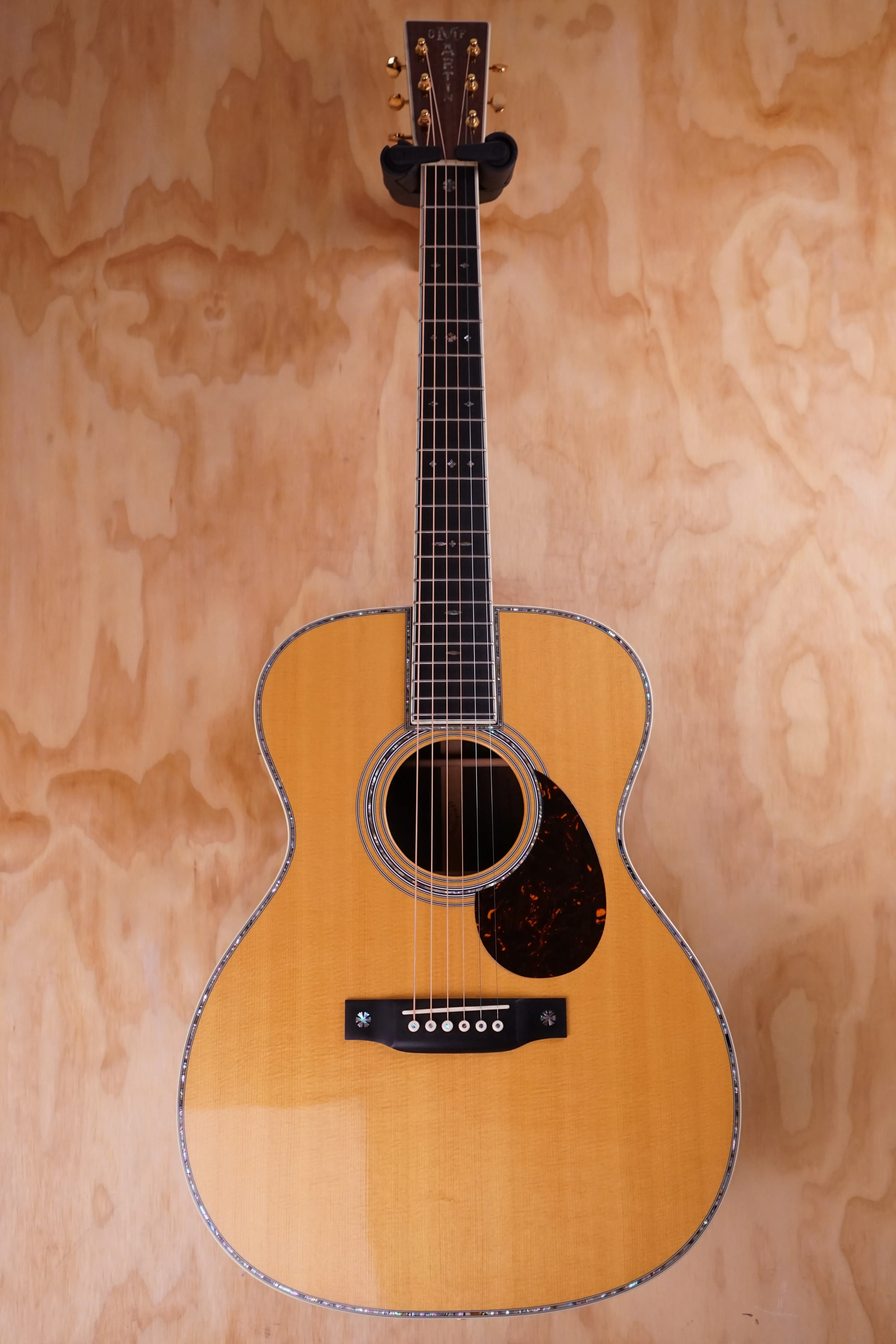 Martin OM-42, USED