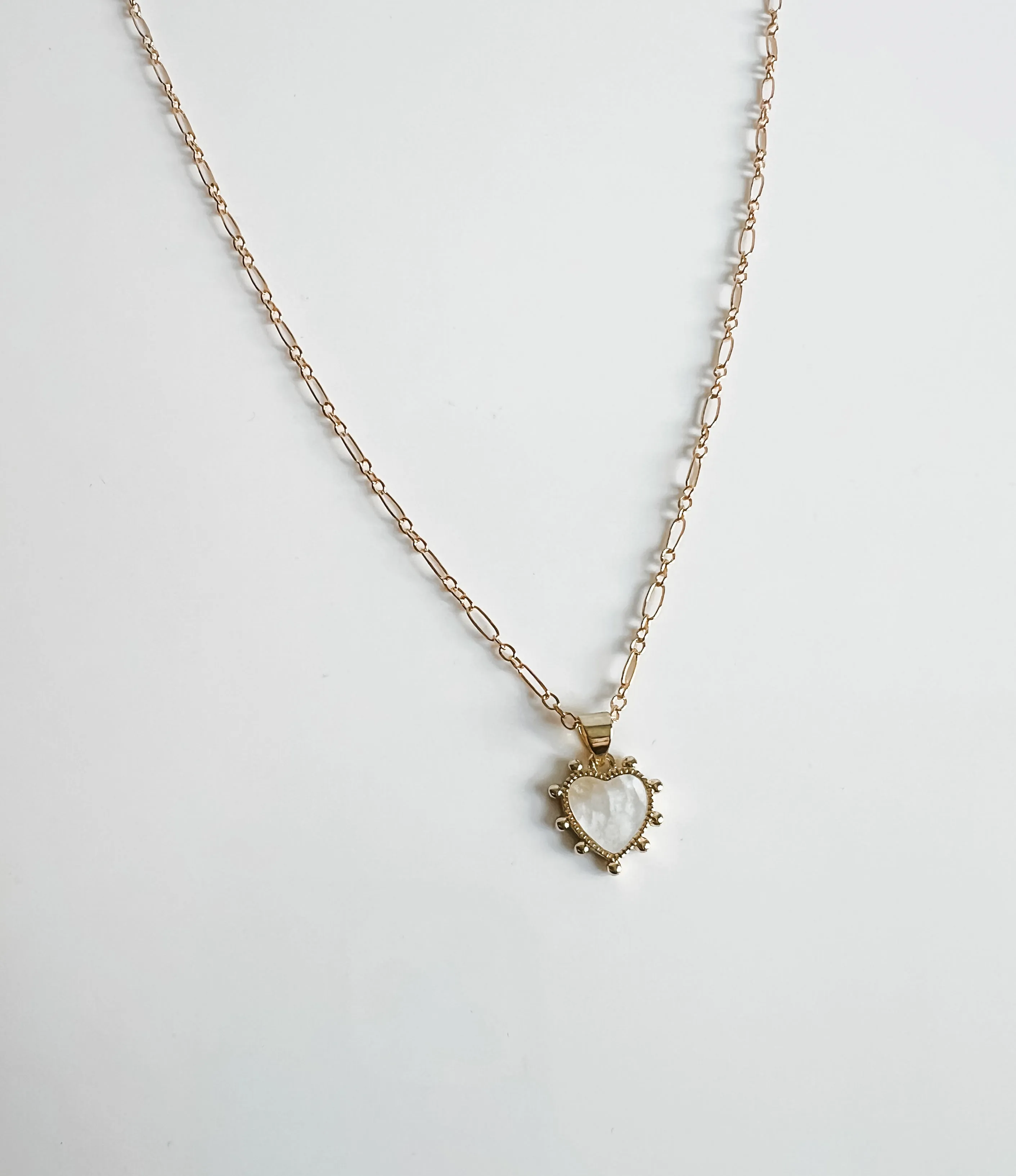 Mica mother of pearl heart necklace
