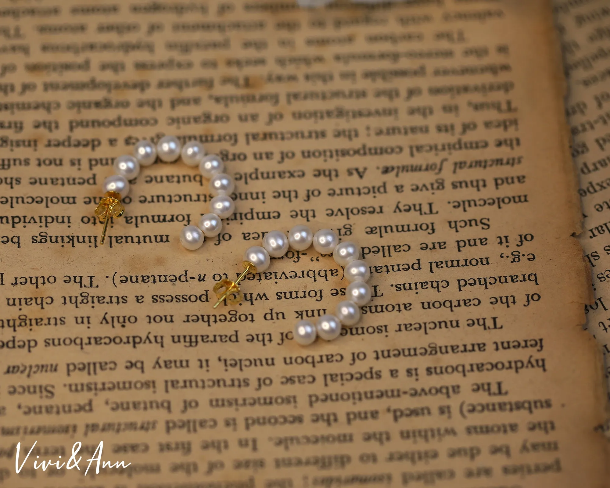 Mini Freshwater Hoop Earrings