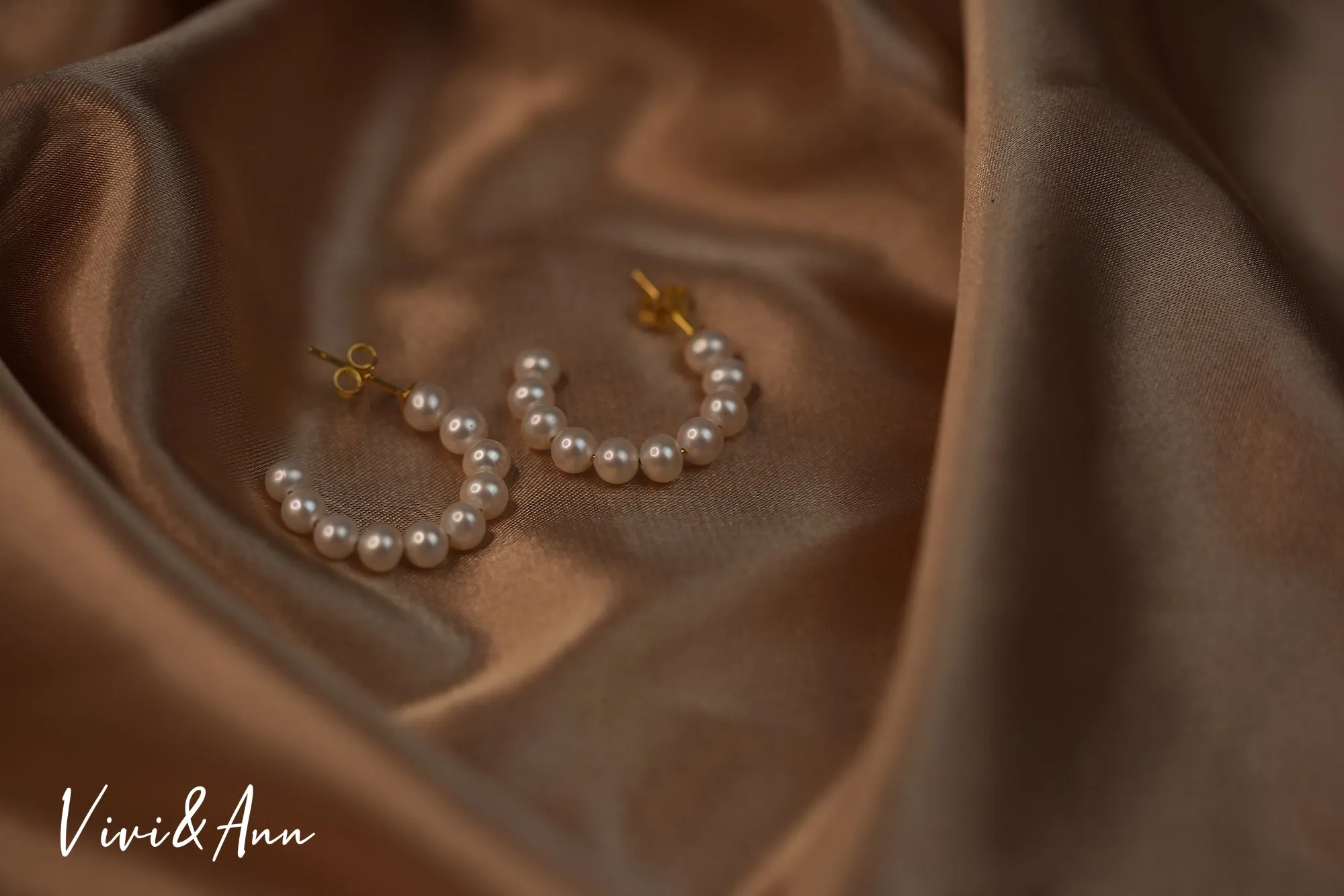 Mini Freshwater Hoop Earrings