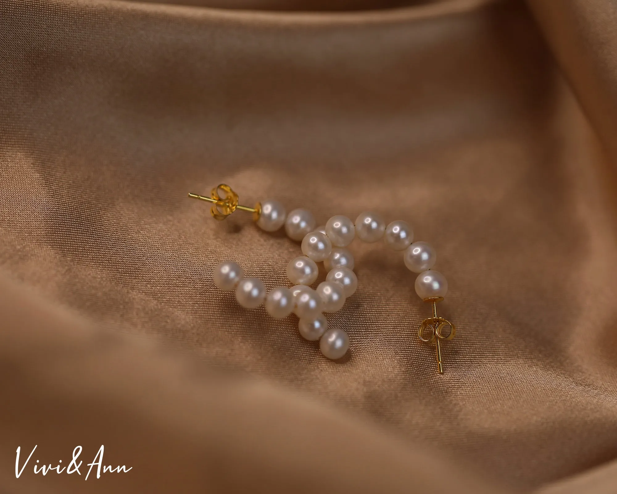 Mini Freshwater Hoop Earrings