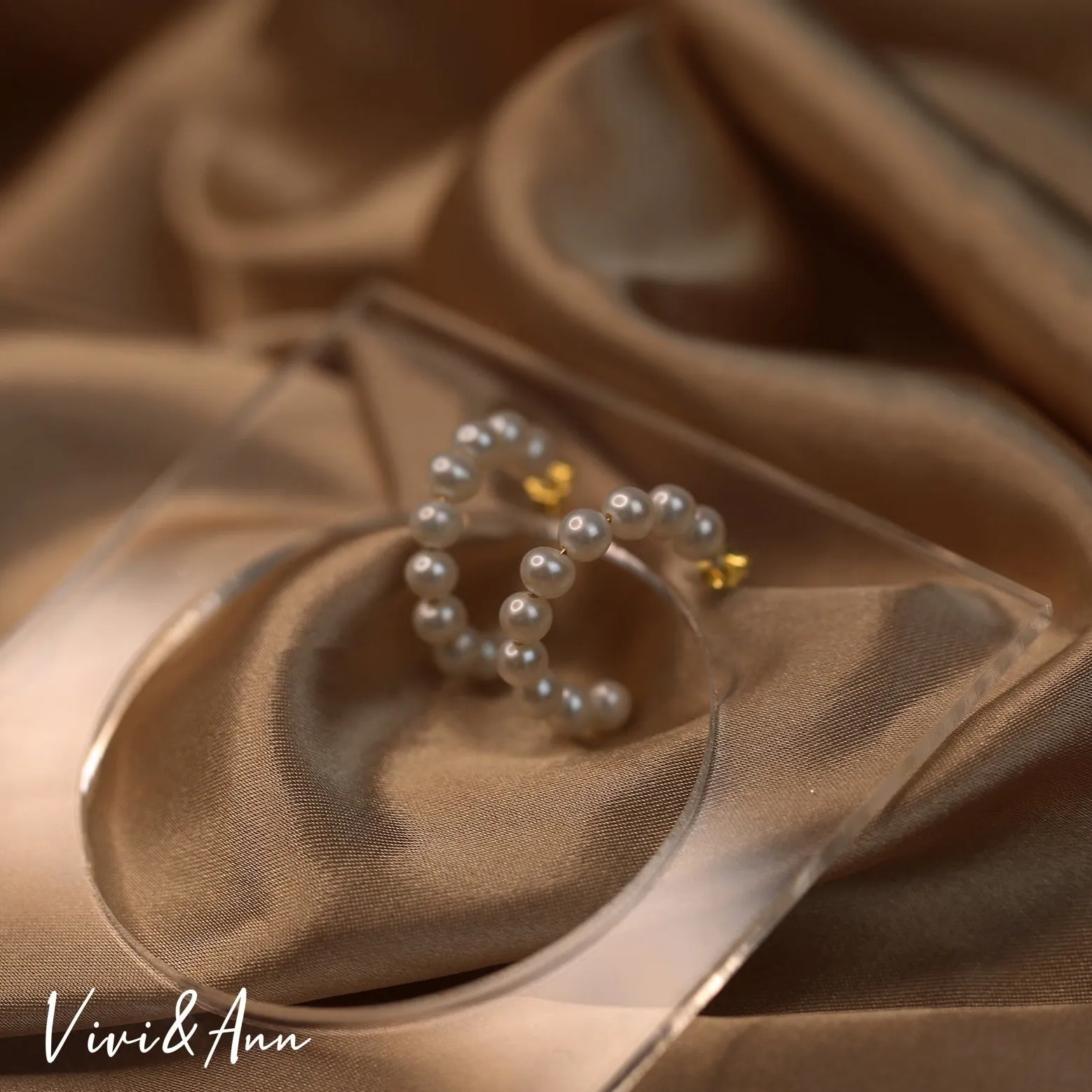 Mini Freshwater Hoop Earrings