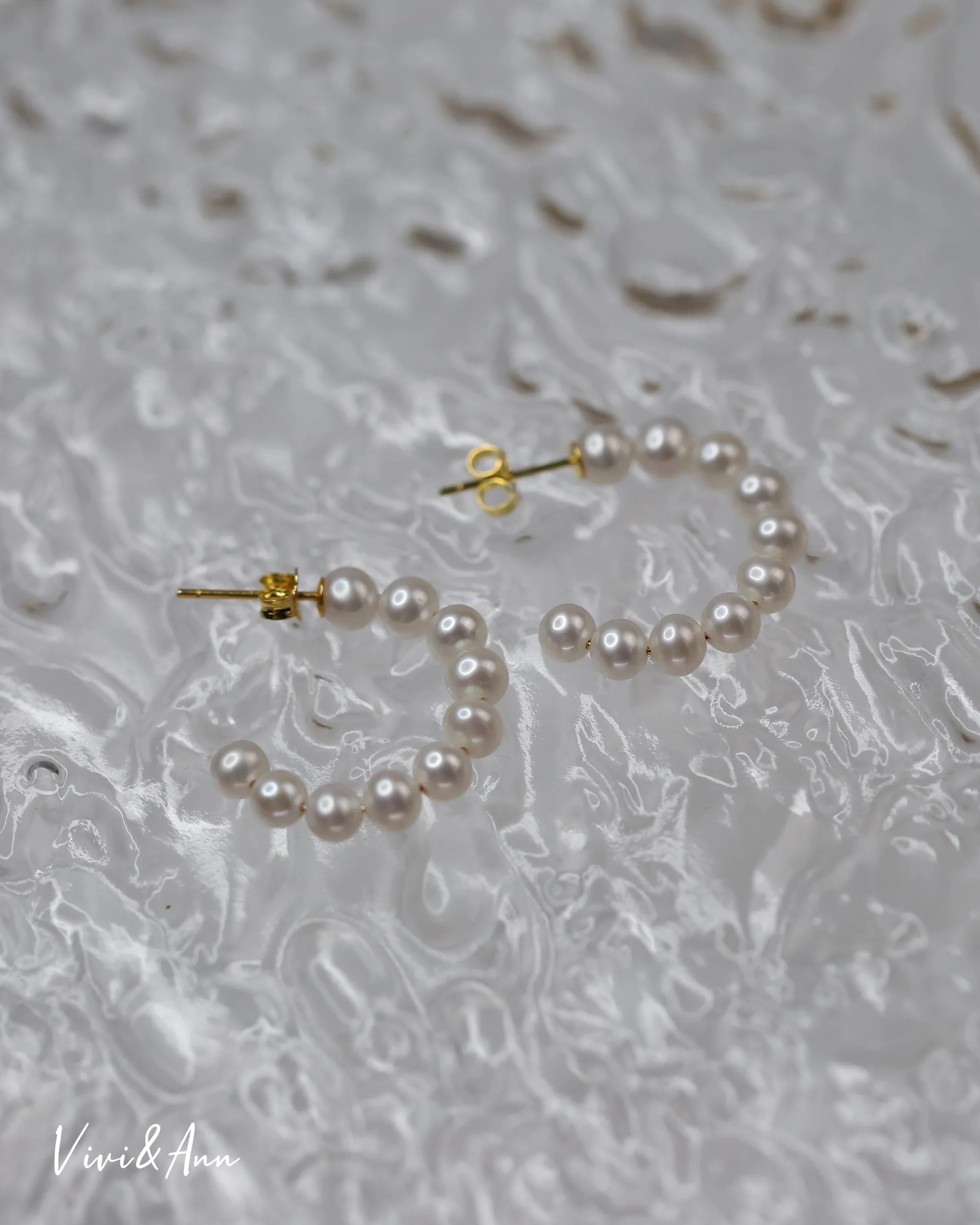 Mini Freshwater Hoop Earrings