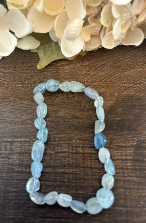 Natural Stone Gem Bracelet 7 inch Stretch-Aquamarine