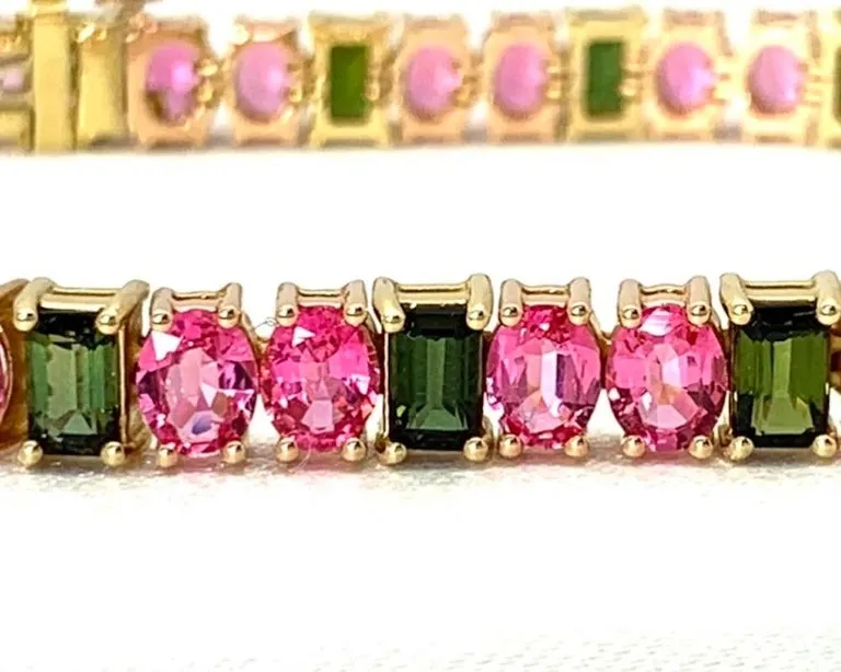 Pink Spinel and Green Tourmaline Yellow Rose Gold Tennis Link Bracelet