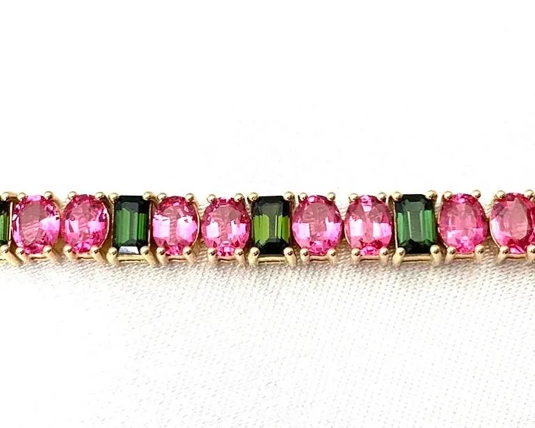 Pink Spinel and Green Tourmaline Yellow Rose Gold Tennis Link Bracelet