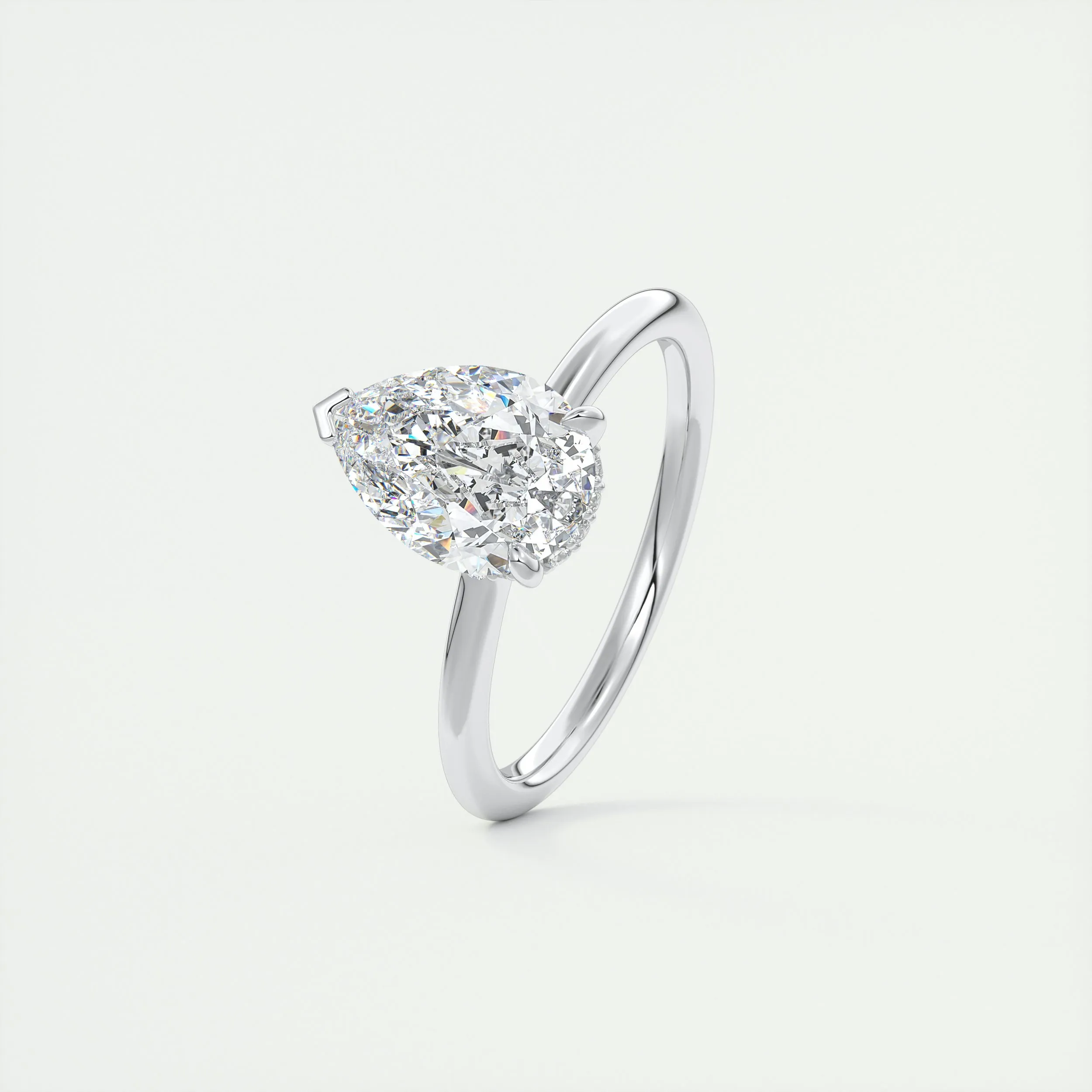 Plunge Hidden Halo | Pear