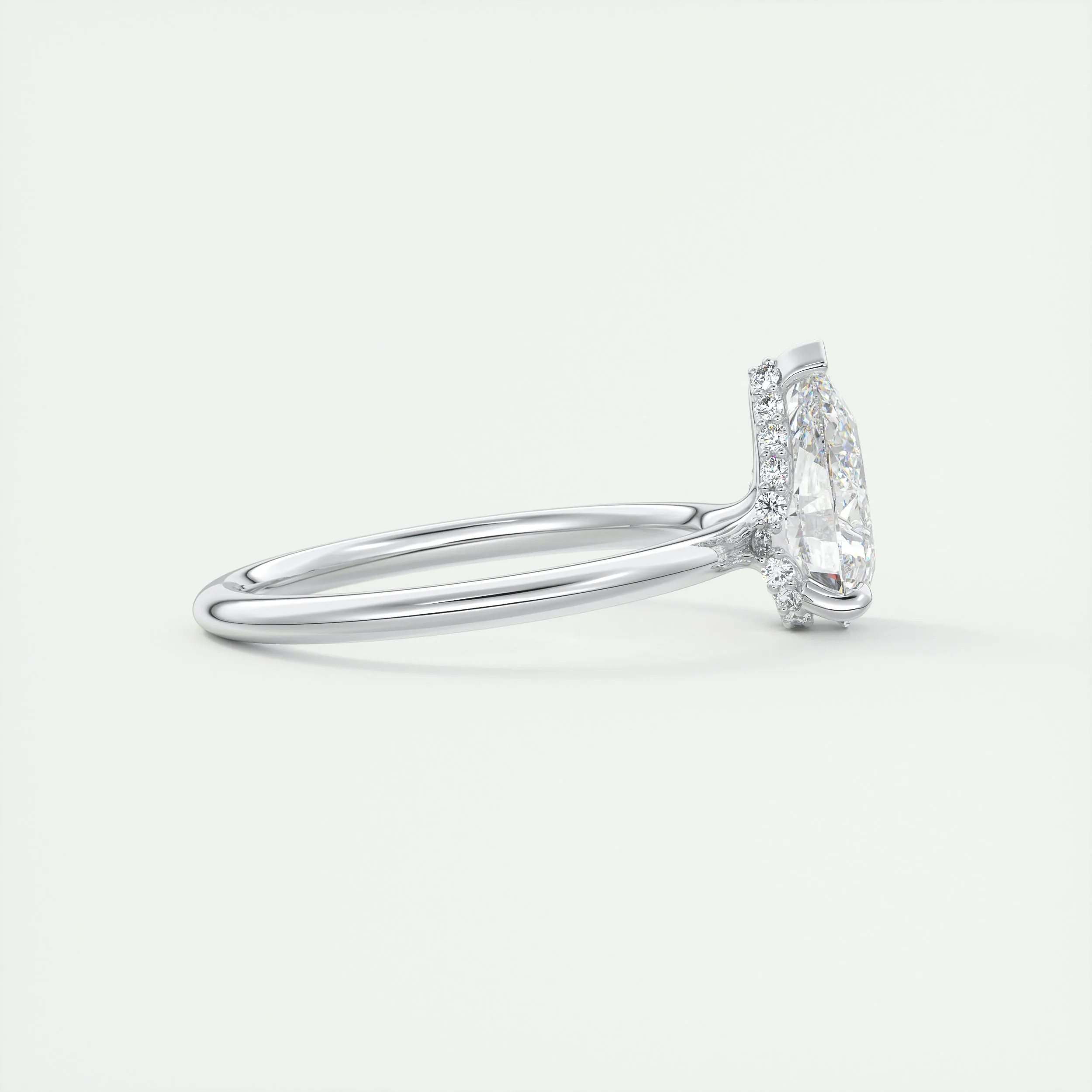 Plunge Hidden Halo | Pear