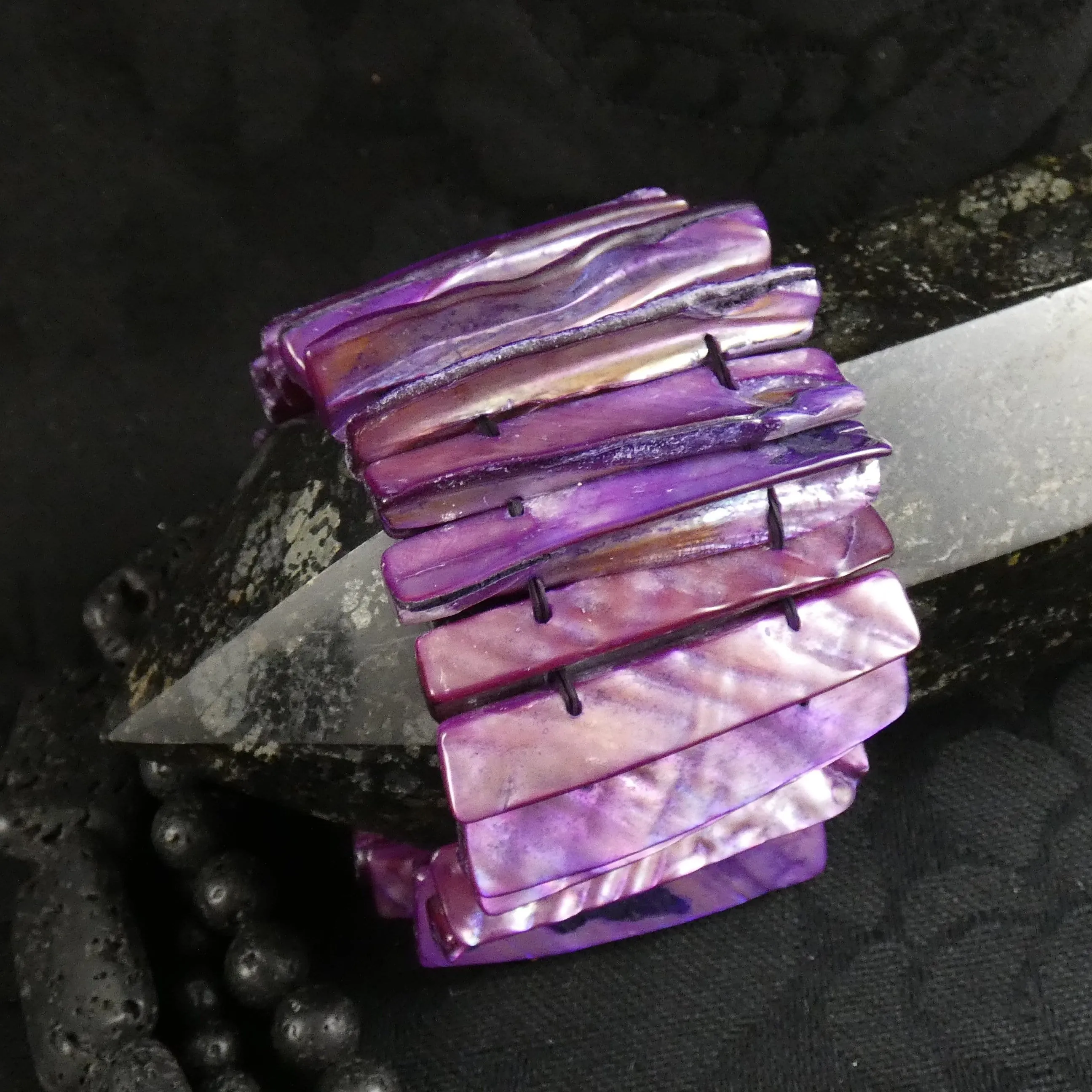 Purple Mother of Pearl Stretch Bracelets (Dyed) (Various)