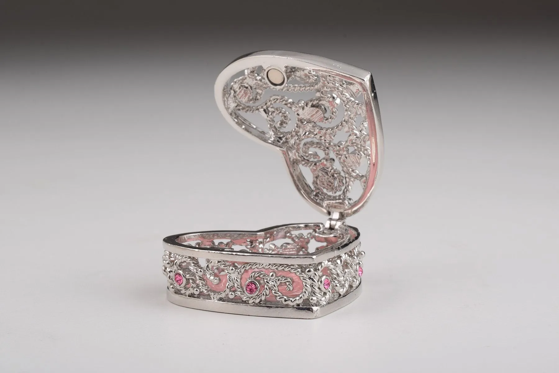 Red Heart Decorative Box