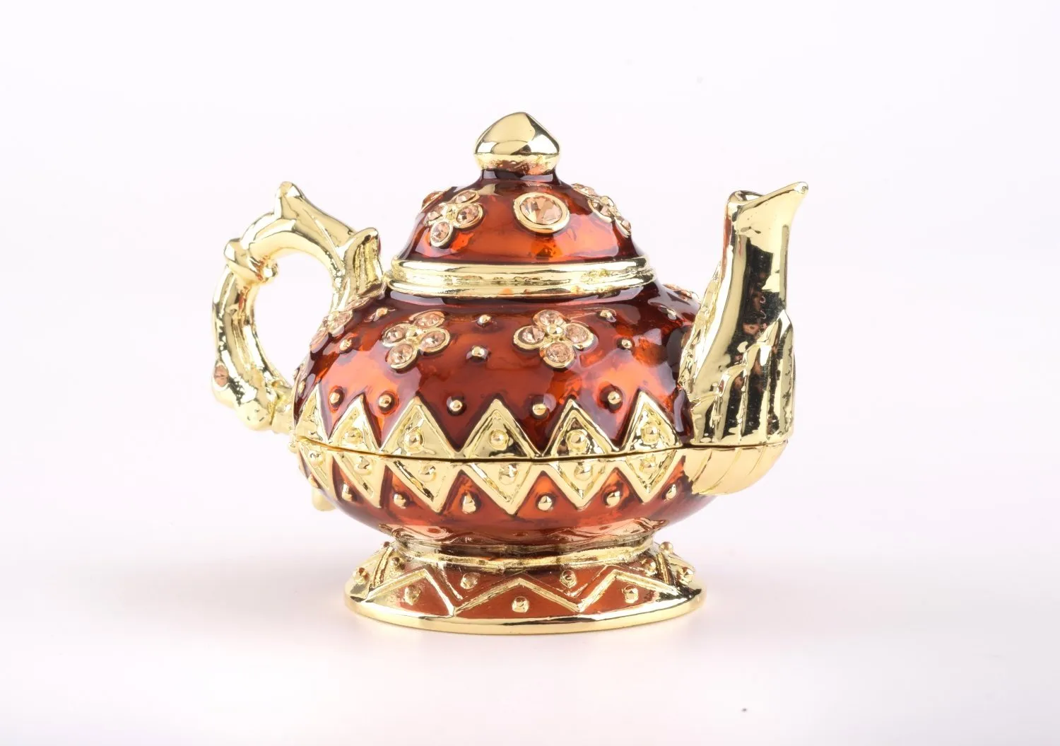 Red Tea Pot