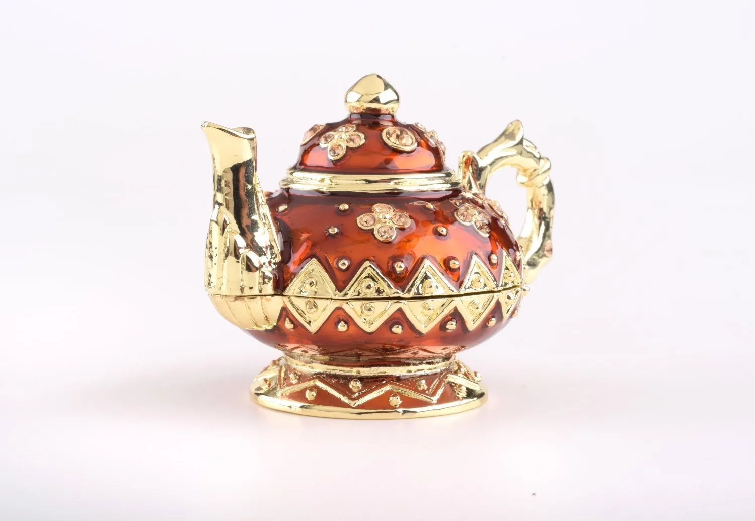 Red Tea Pot